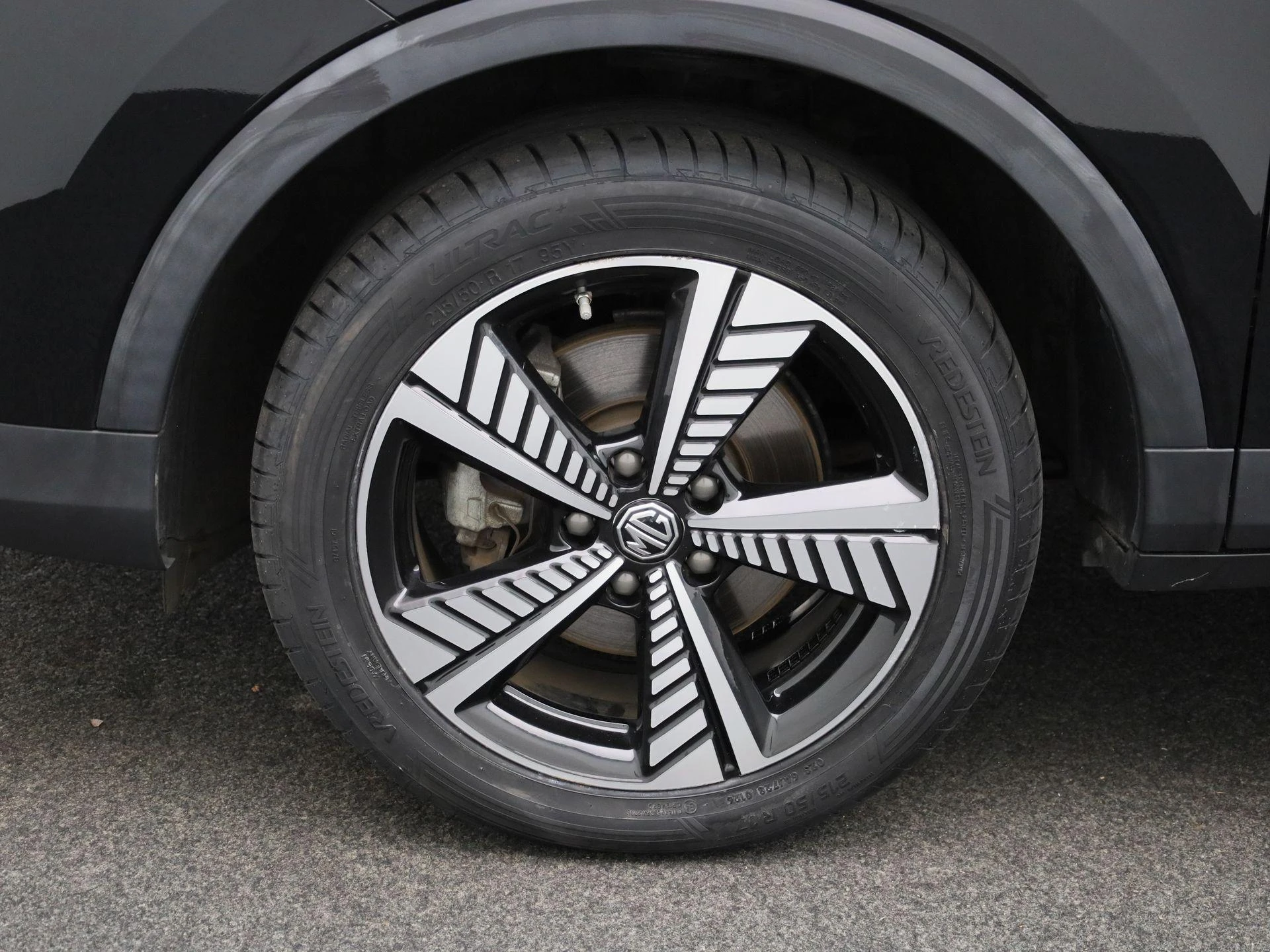 MG-ZS EV-image-14