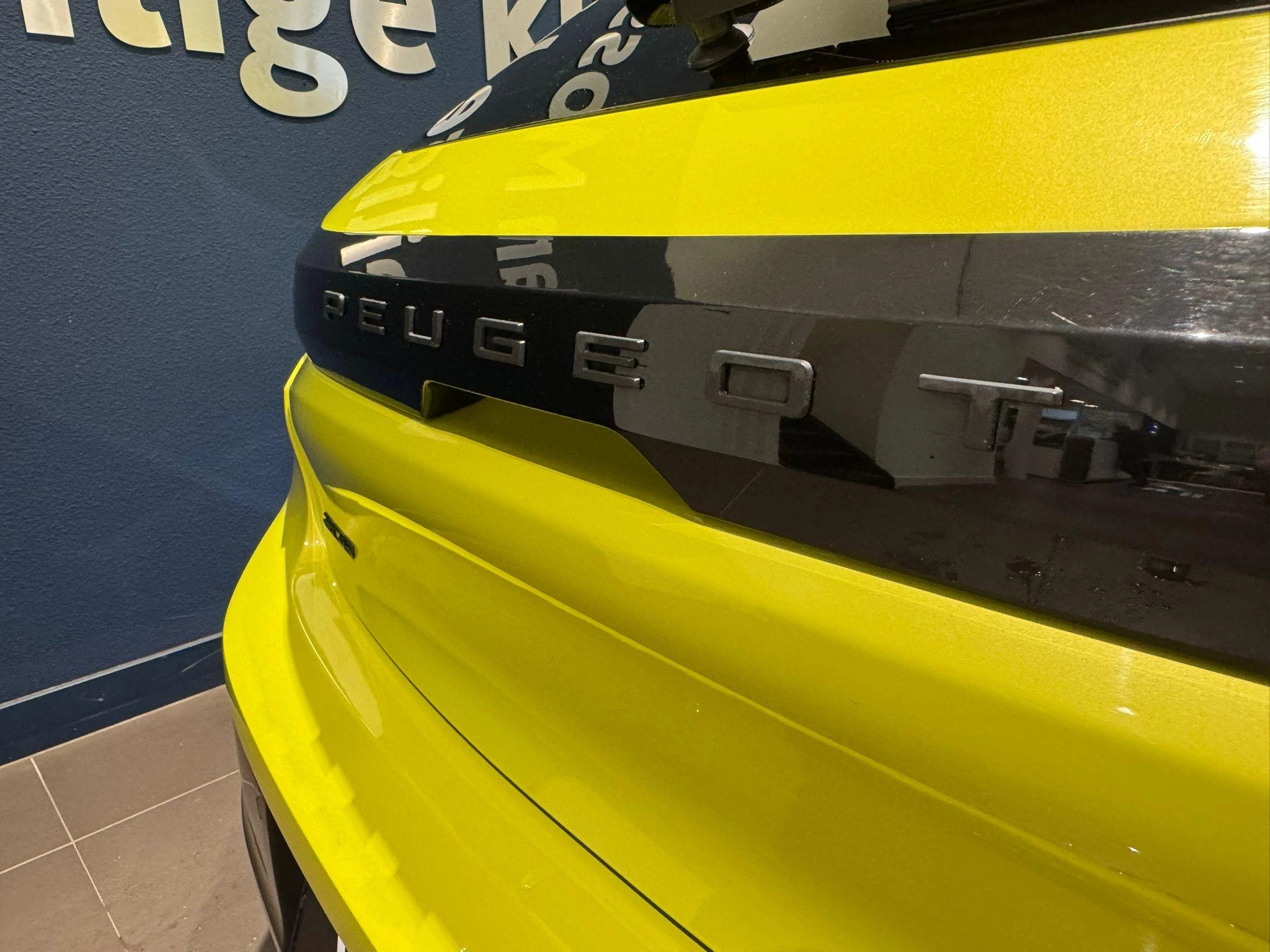 Peugeot-208-image-27