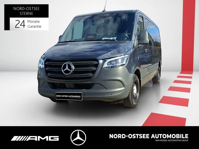 Mercedes-Benz-Sprinter-image-0