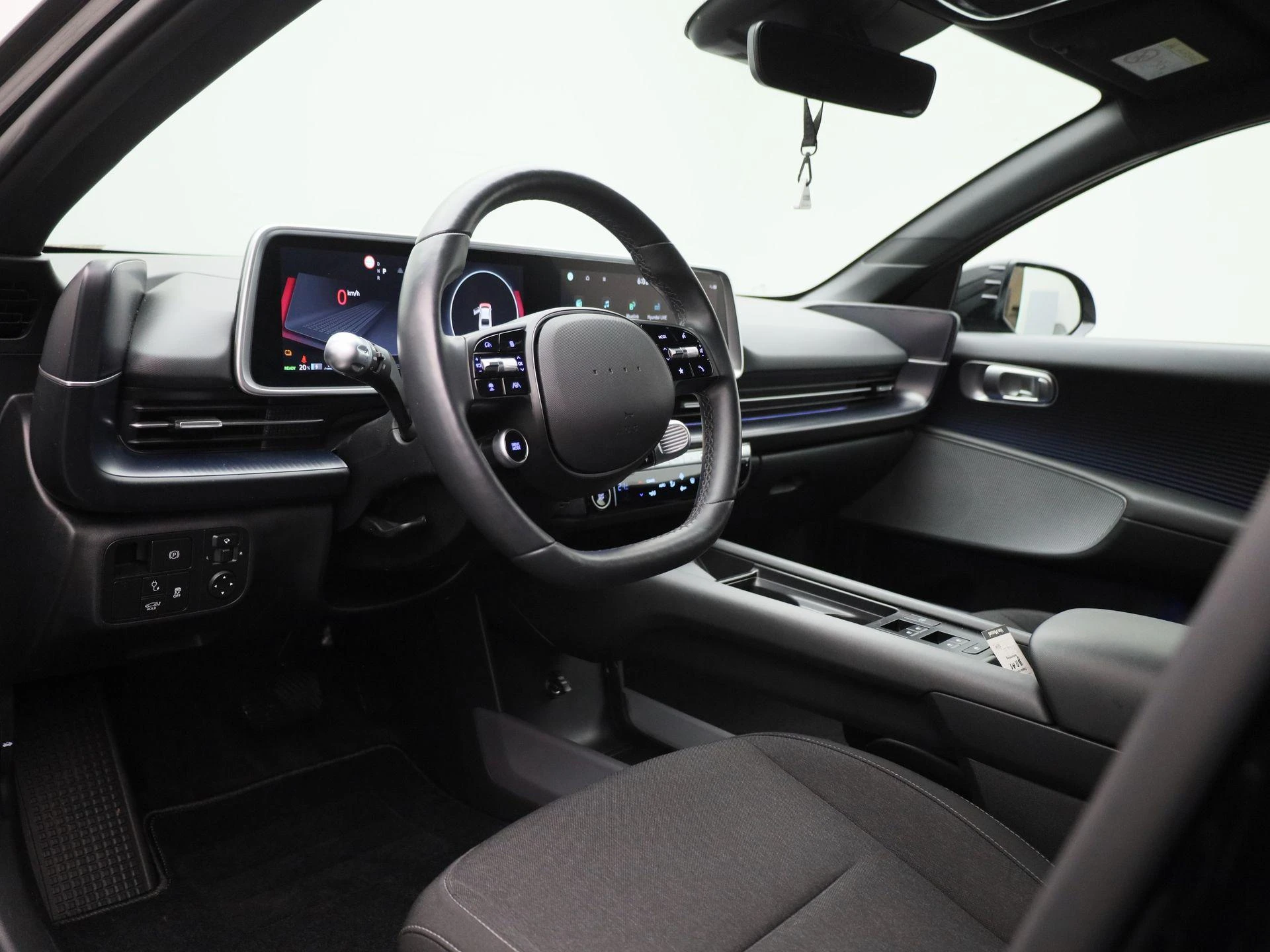 Hyundai-IONIQ 6-image-33