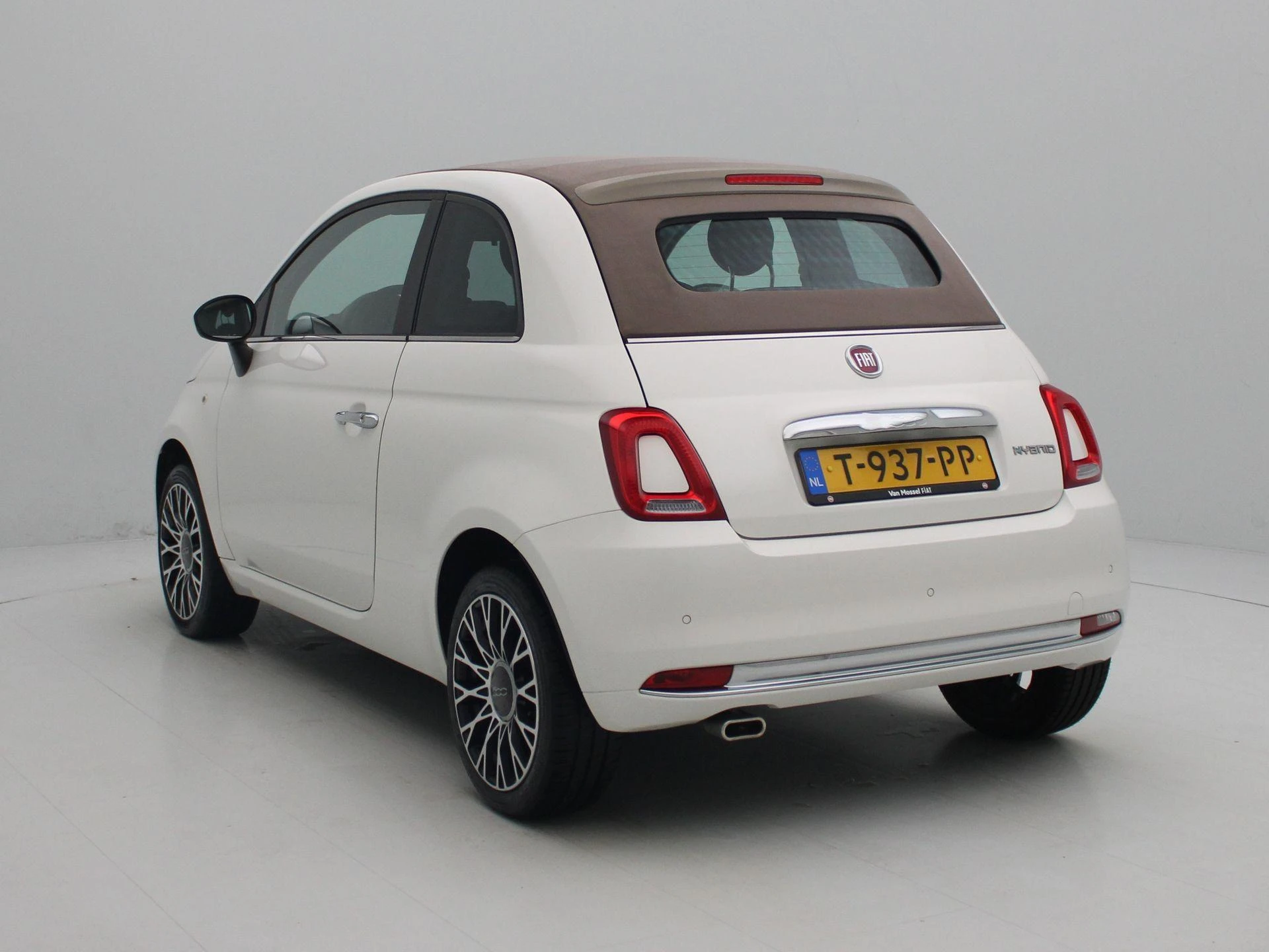 Fiat-500C-image-2