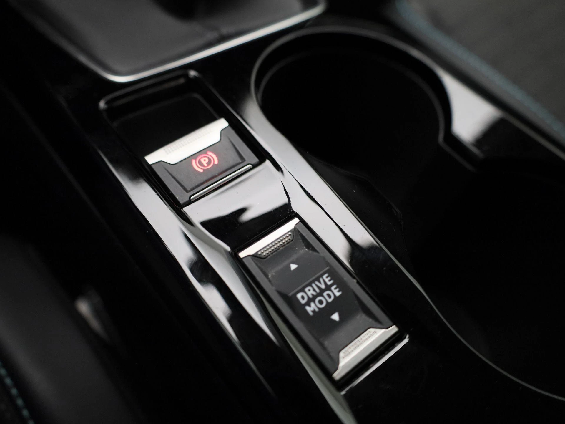 Peugeot-2008-image-24