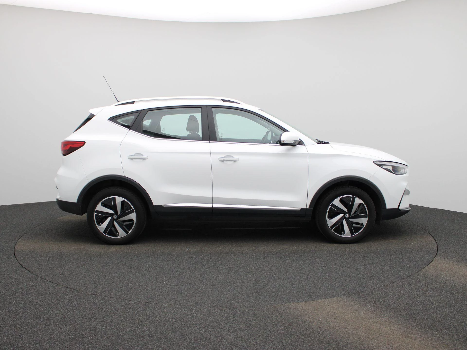 MG ZS Standard Range 51 kWh Comfort