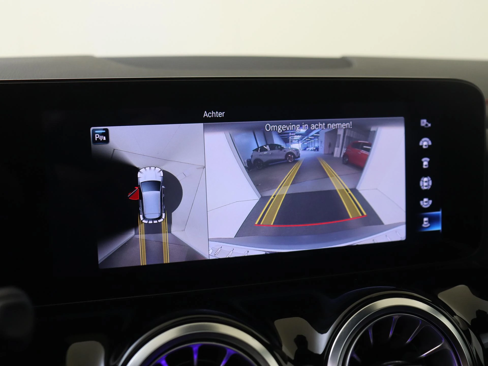 Mercedes-Benz-EQA-image-19