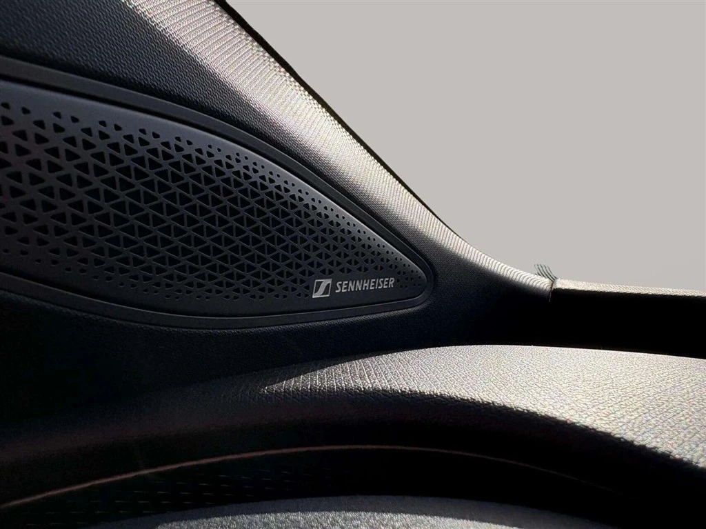 CUPRA-Tavascan-image-22