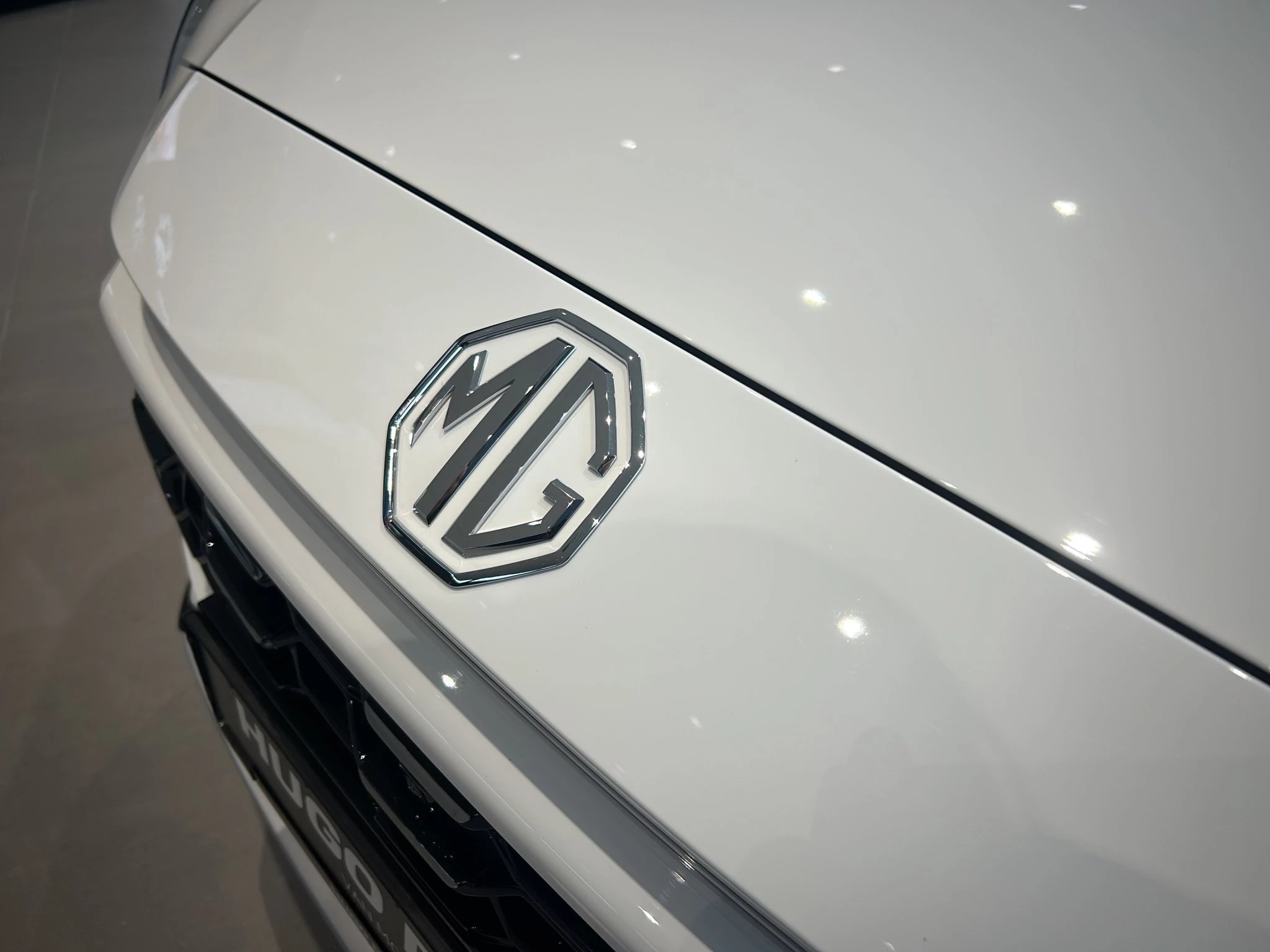 MG ZS Luxury 1.5 Hybrid+ Autom LED ACC GJR RFK SHZ
