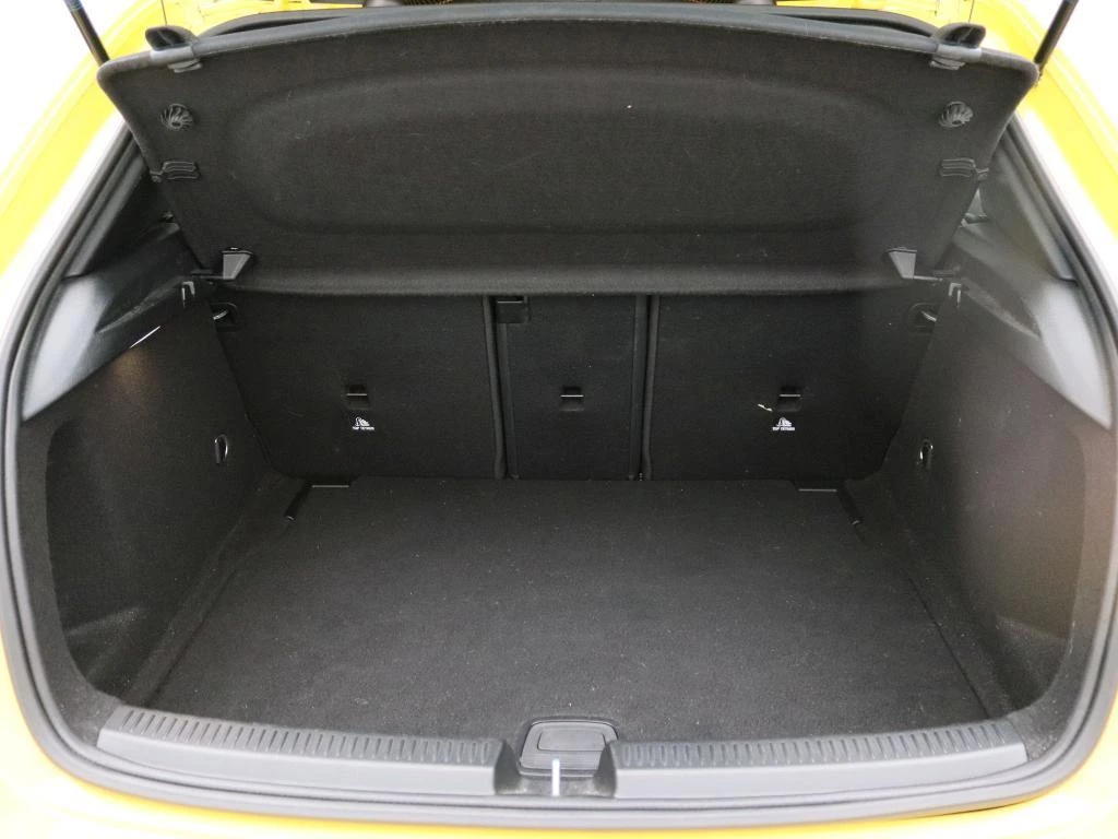 Mercedes-Benz-A-Klasse-image-10