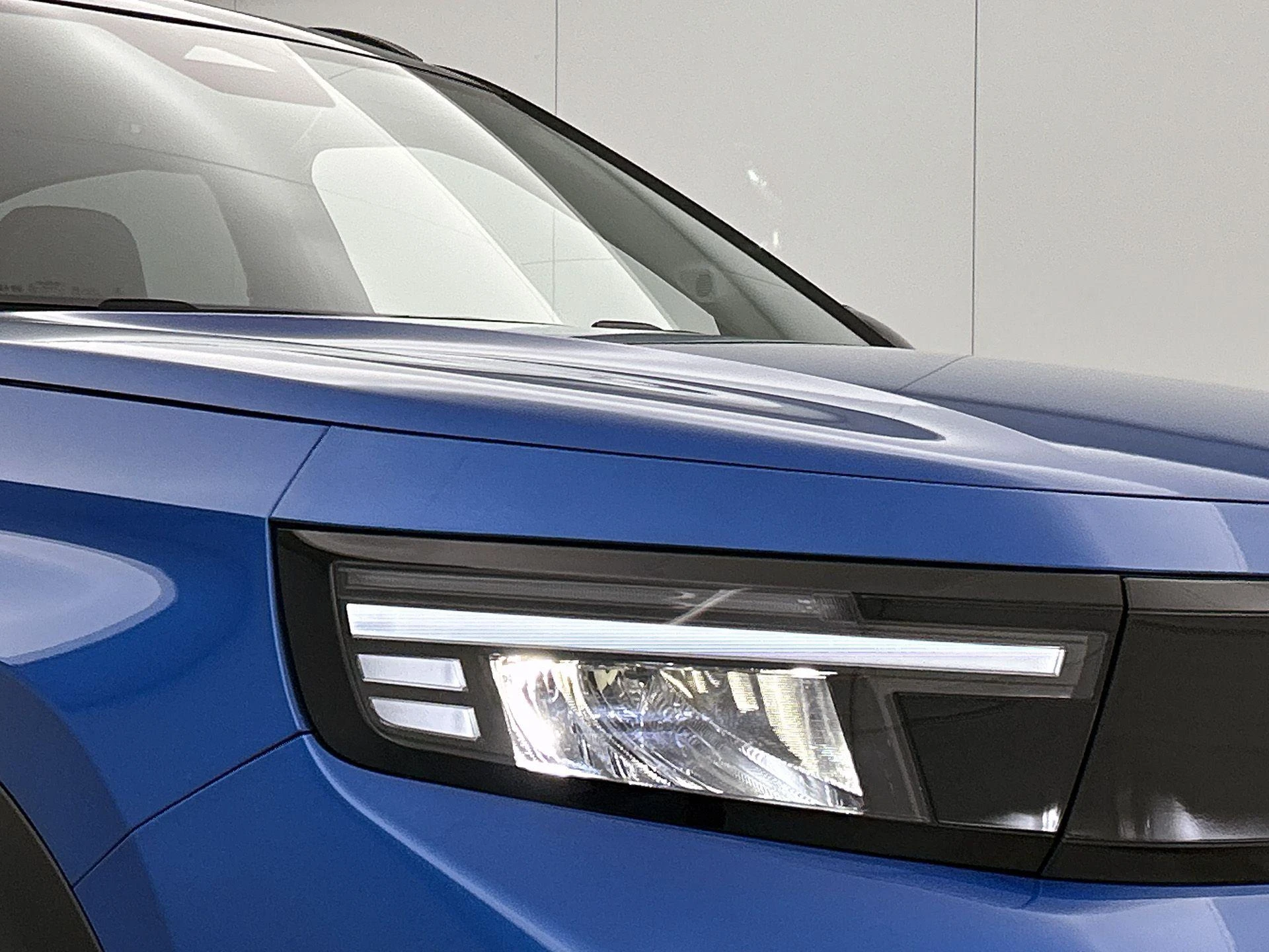 Opel-Frontera-image-12