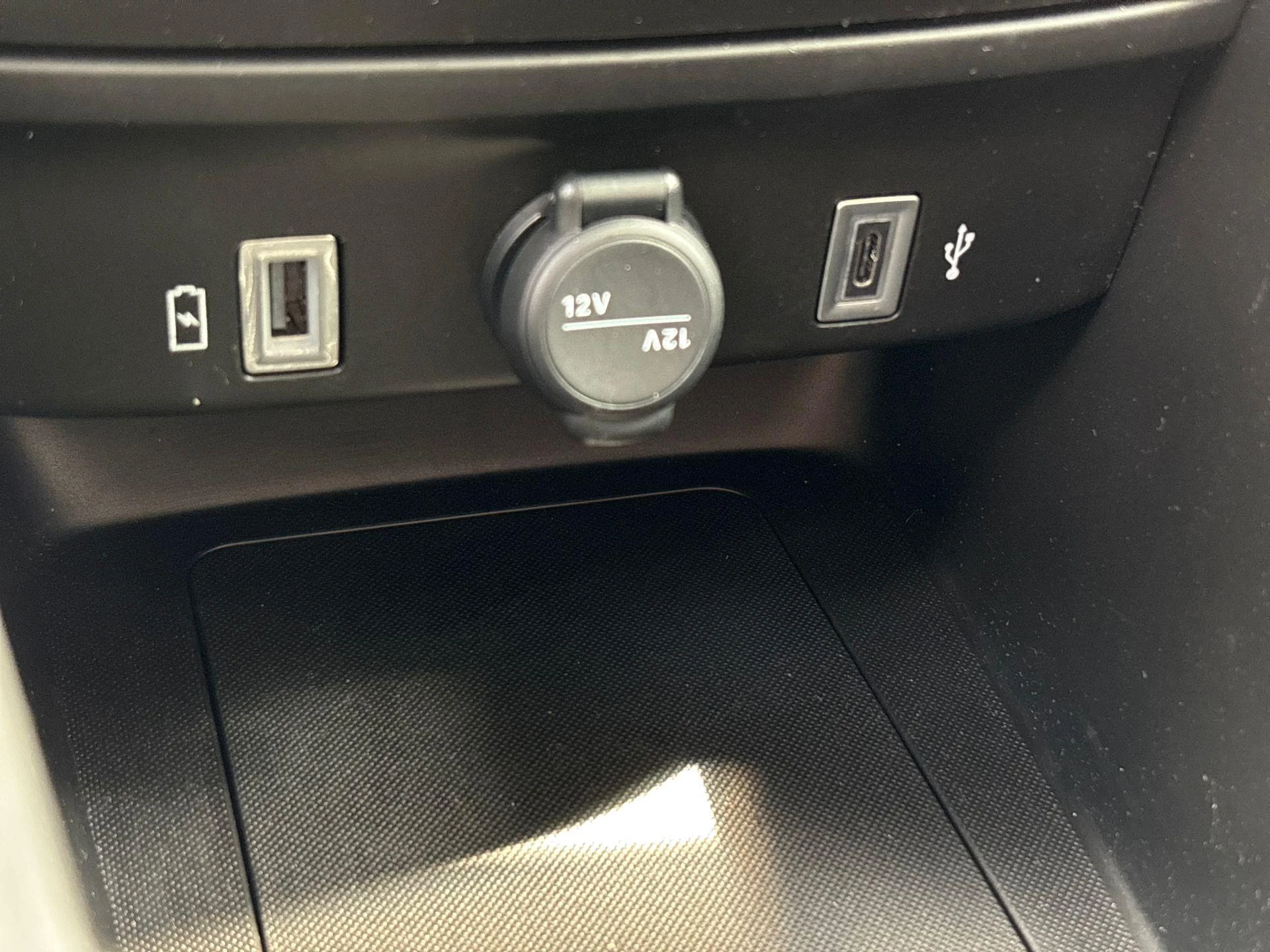 Jeep Avenger 1.2 e-Hybrid Altitude