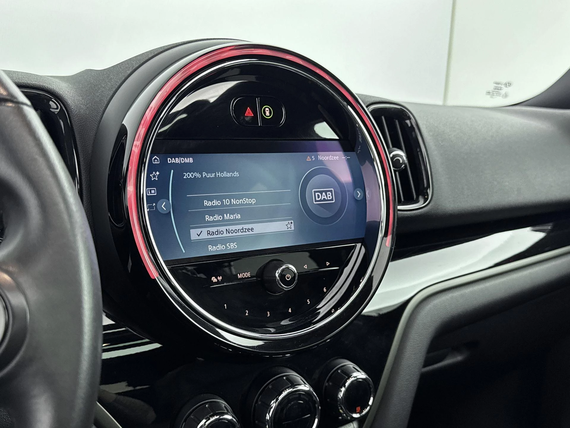 MINI-Countryman-image-7