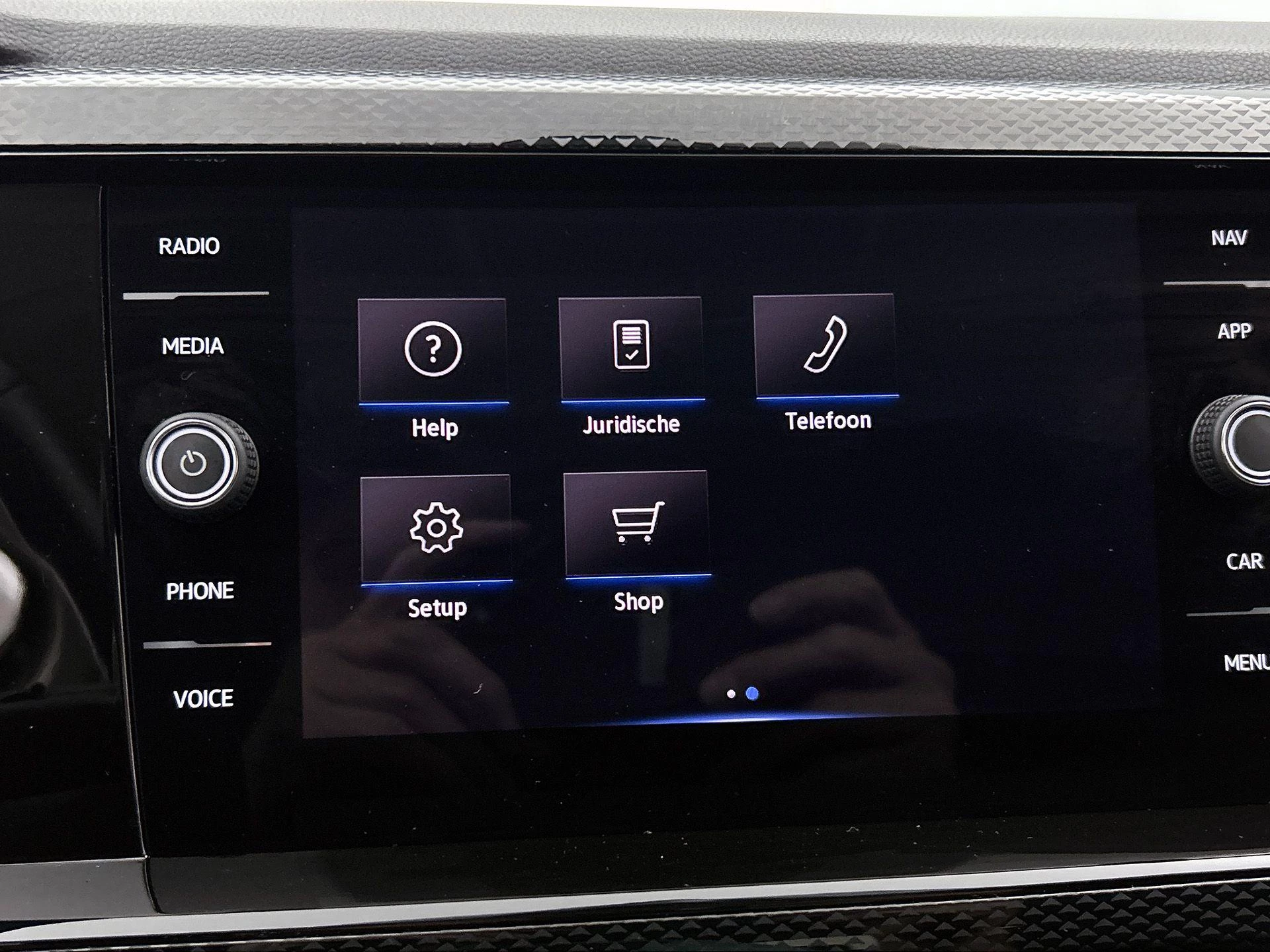 Volkswagen-Polo-image-10