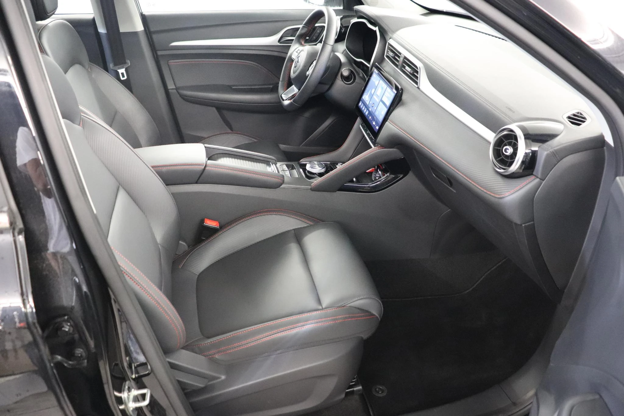 MG-ZS-image-9