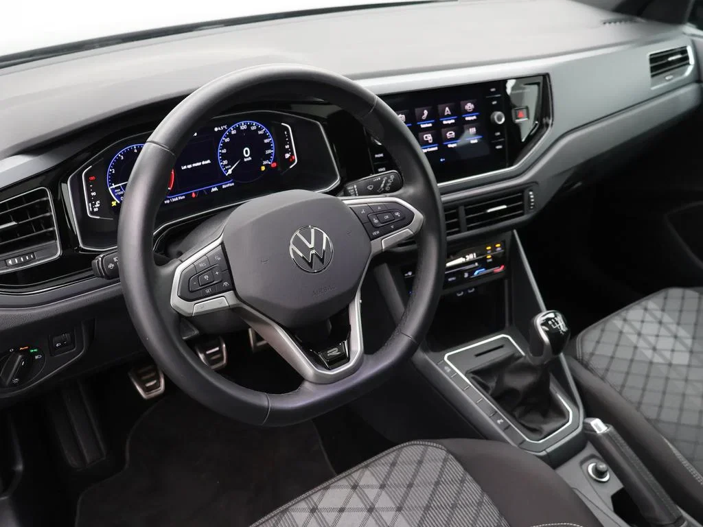 Volkswagen-Taigo-image-13