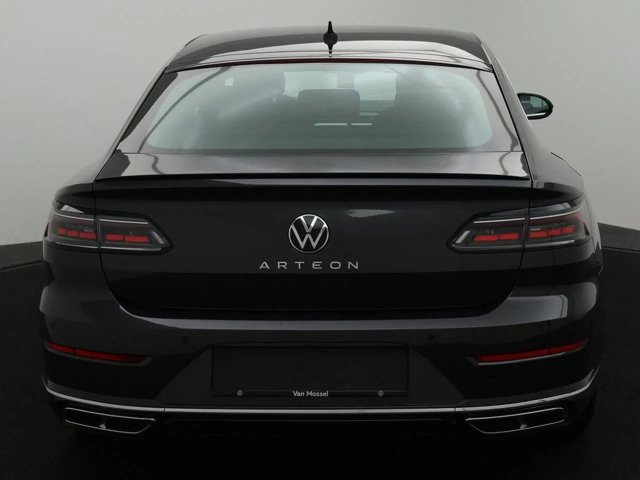 Volkswagen-Arteon-image-12
