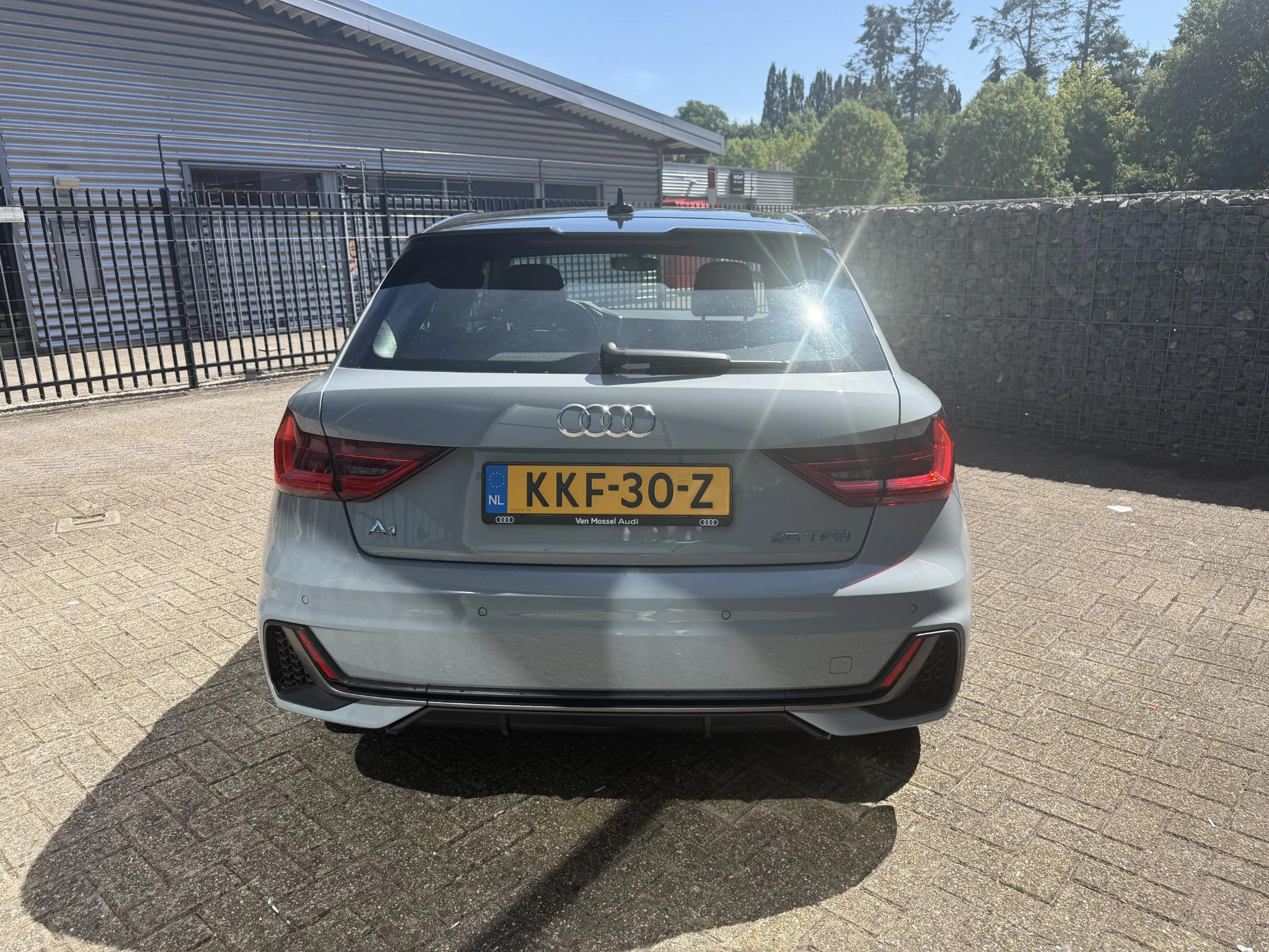 Audi-A1 Sportback-image-3