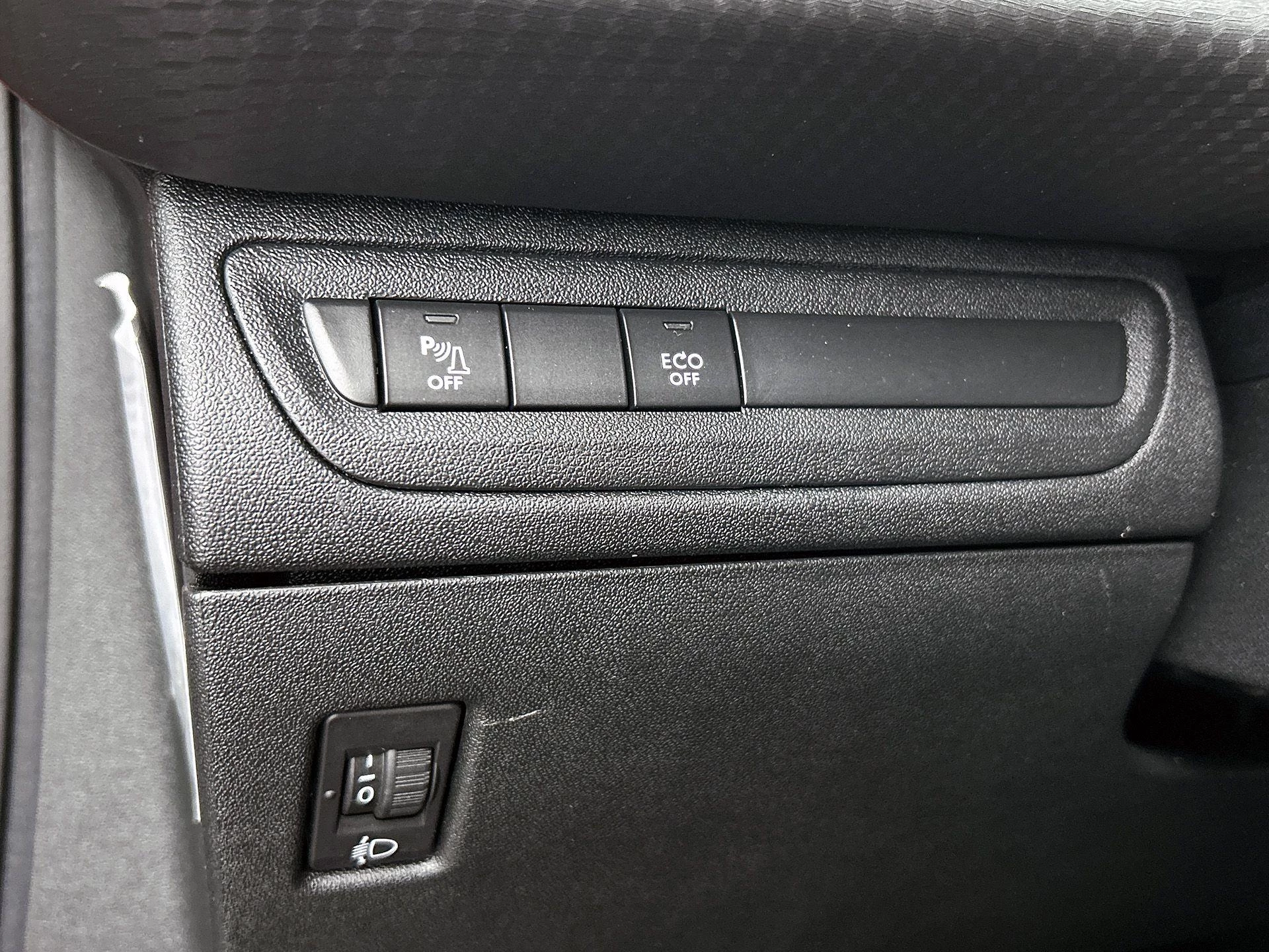 Peugeot-2008-image-9