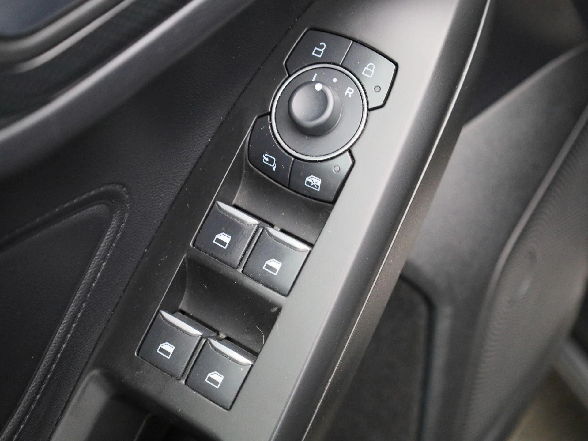 Ford-Focus-image-31