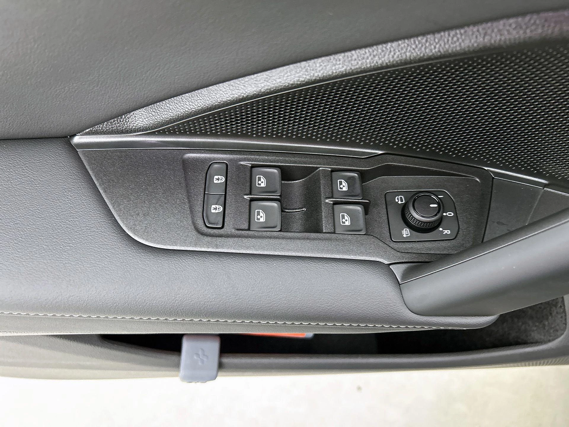 Volkswagen-Tayron-image-5
