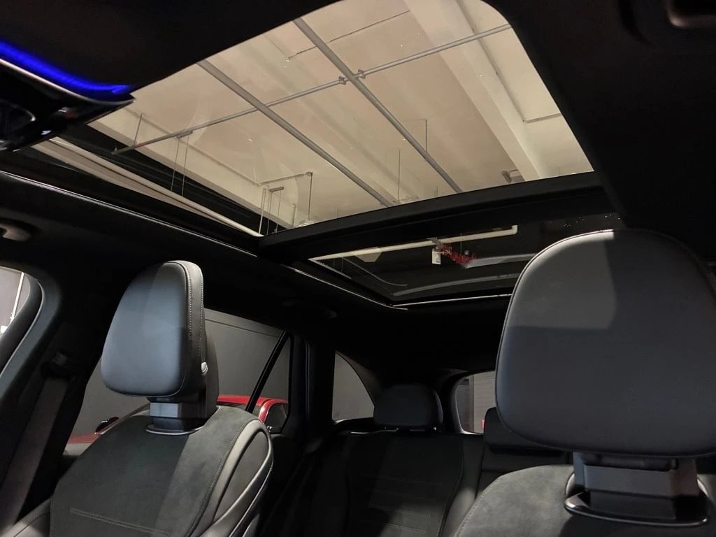 Mercedes-Benz-GLC 220 d-image-18