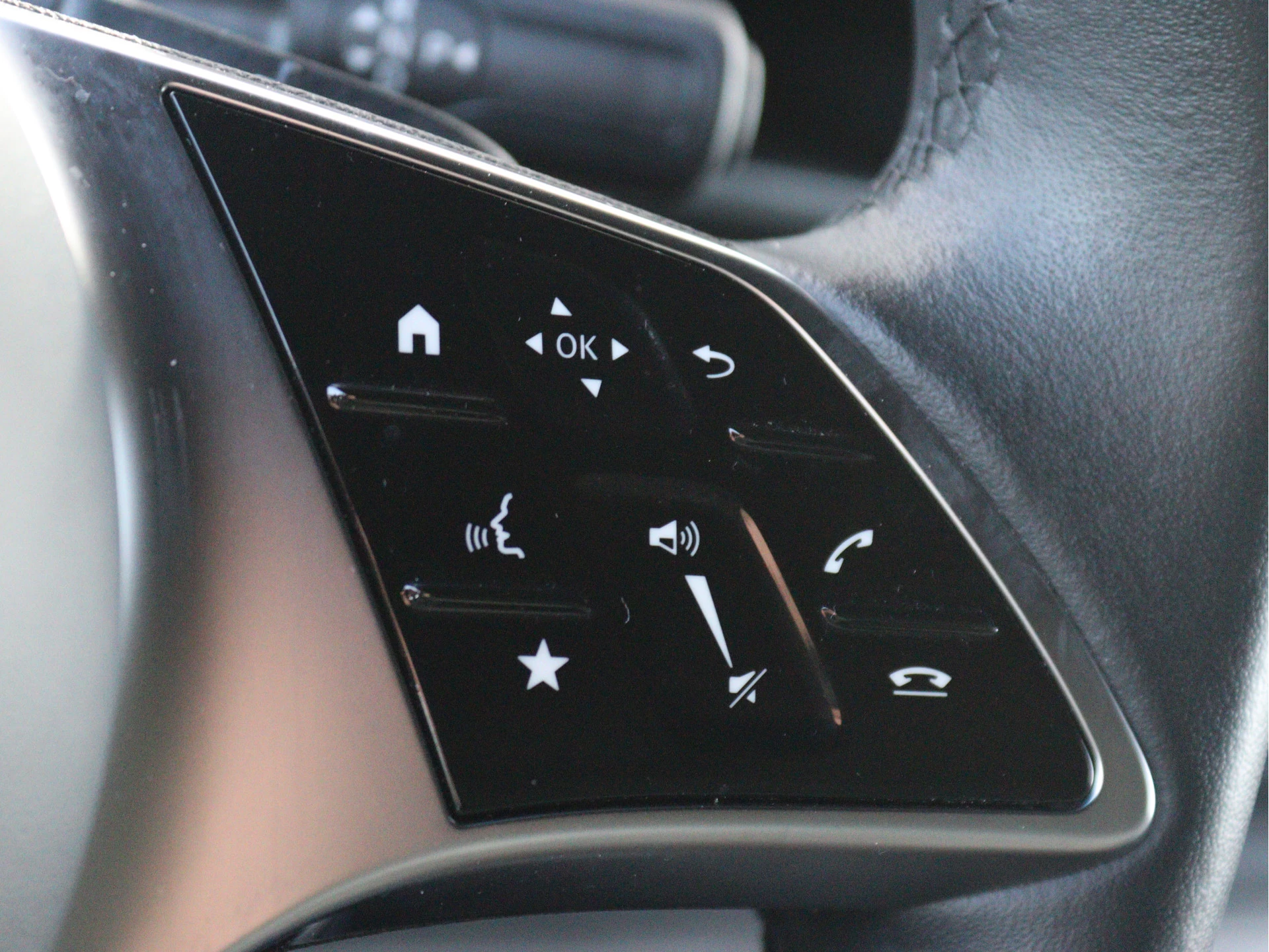 Mercedes-Benz-Sprinter-image-8