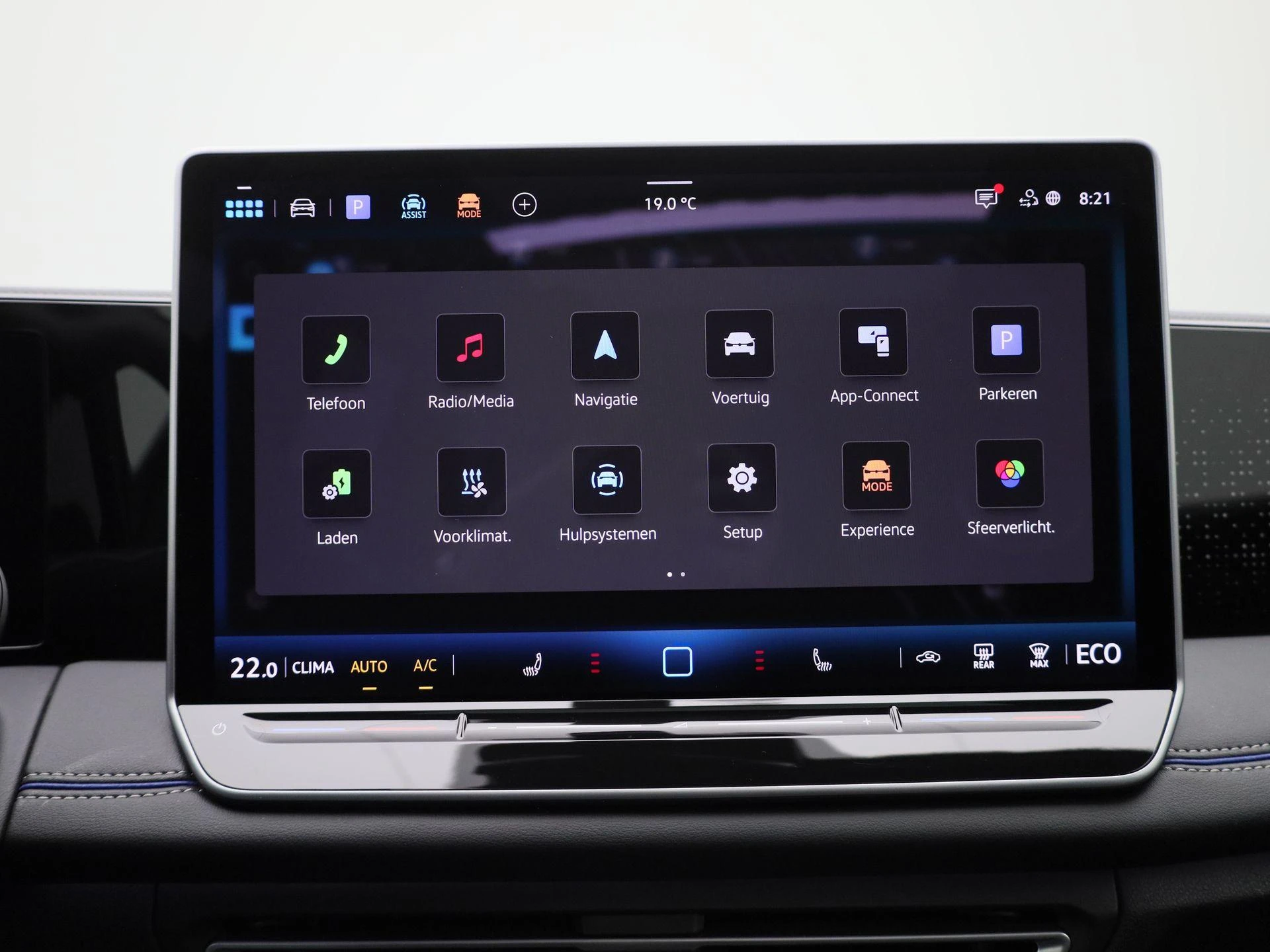 Volkswagen-Tiguan-image-20