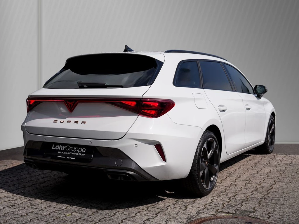 CUPRA Leon Sportstourer 1,5 eTSI DSG,LED,ALU 18",ACC Lenkradheizung,NSW,Climatronic