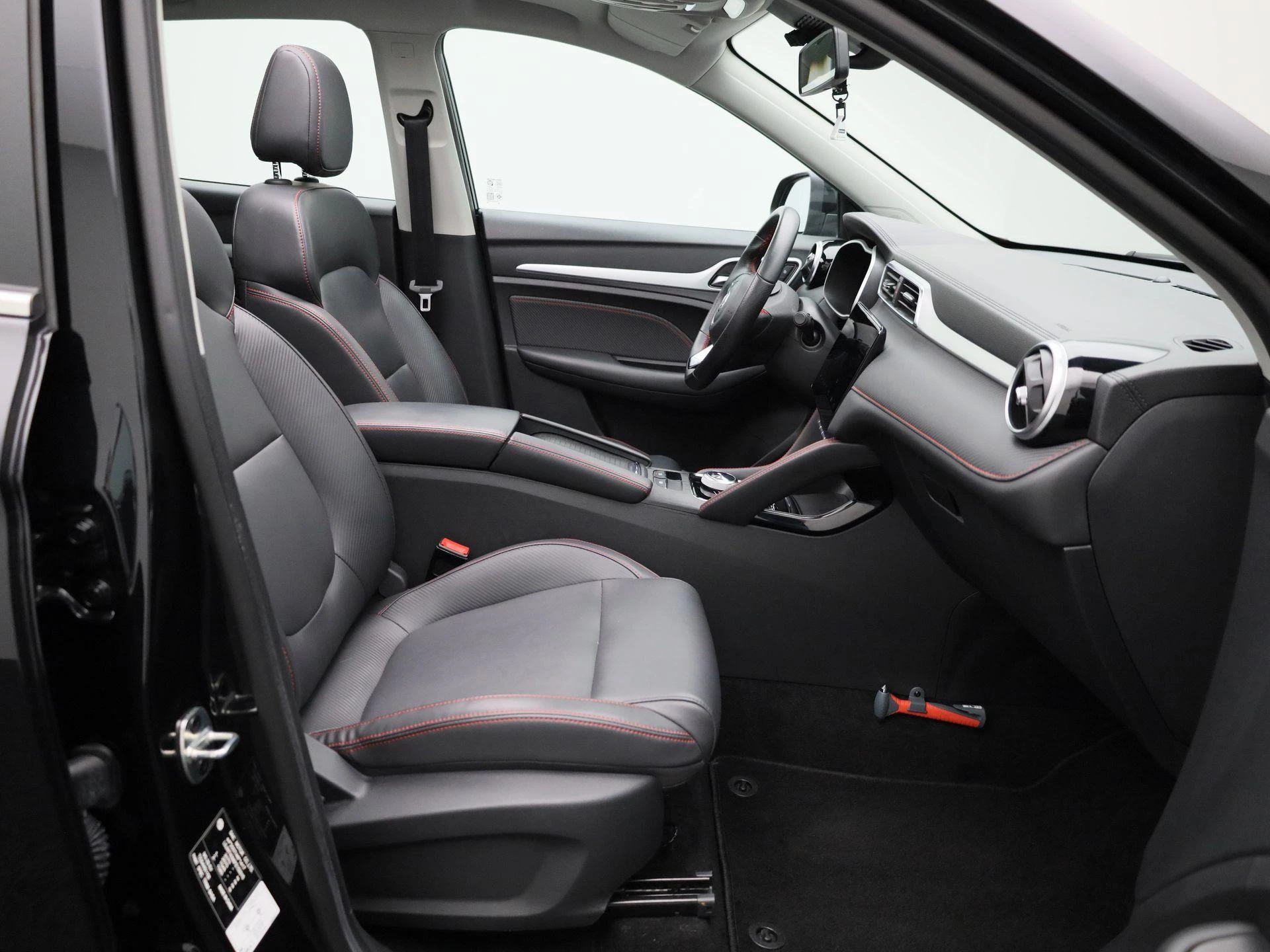 MG ZS EV Long Range Luxury 70 kWh