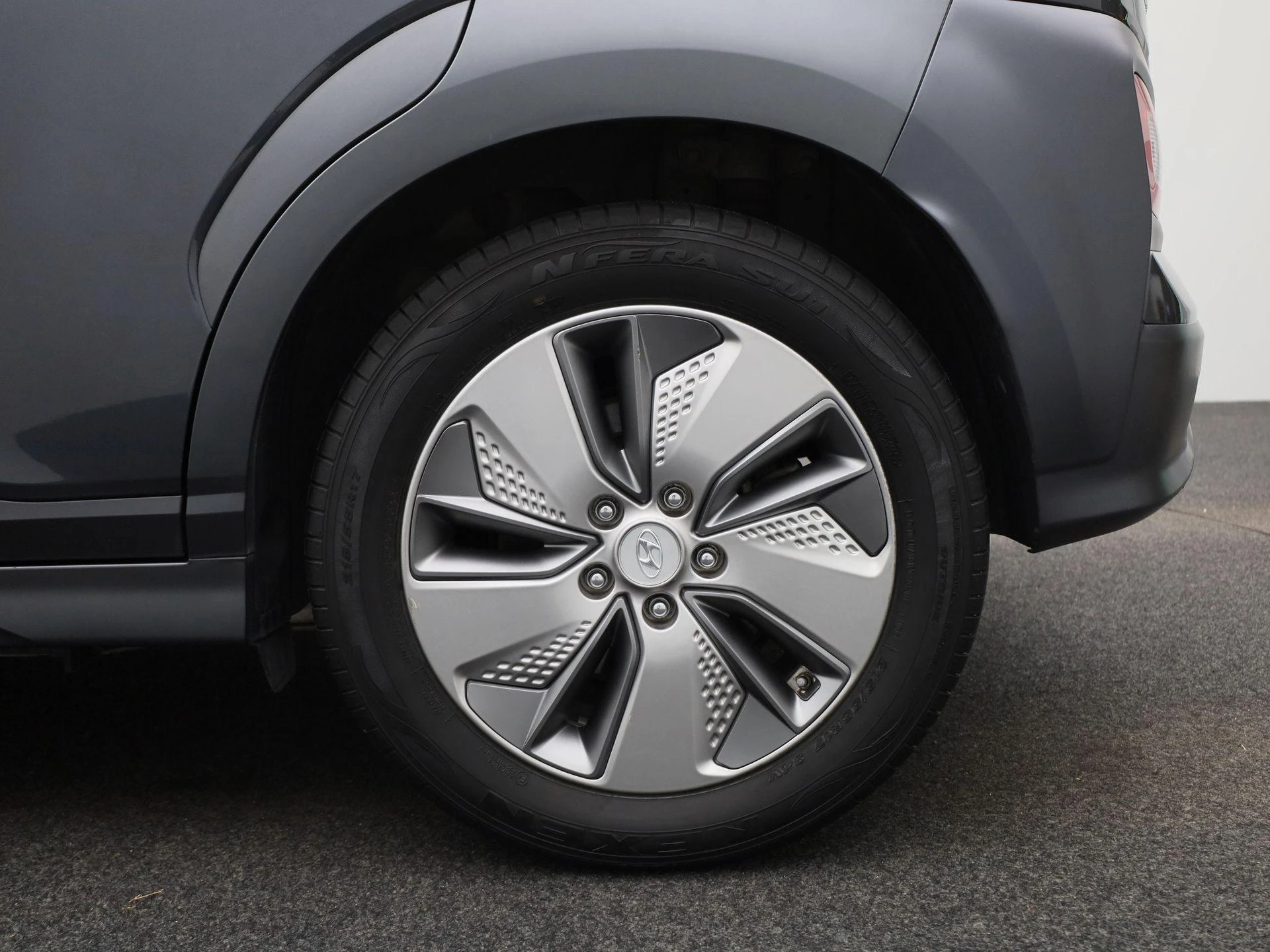 Hyundai-Kona-image-13
