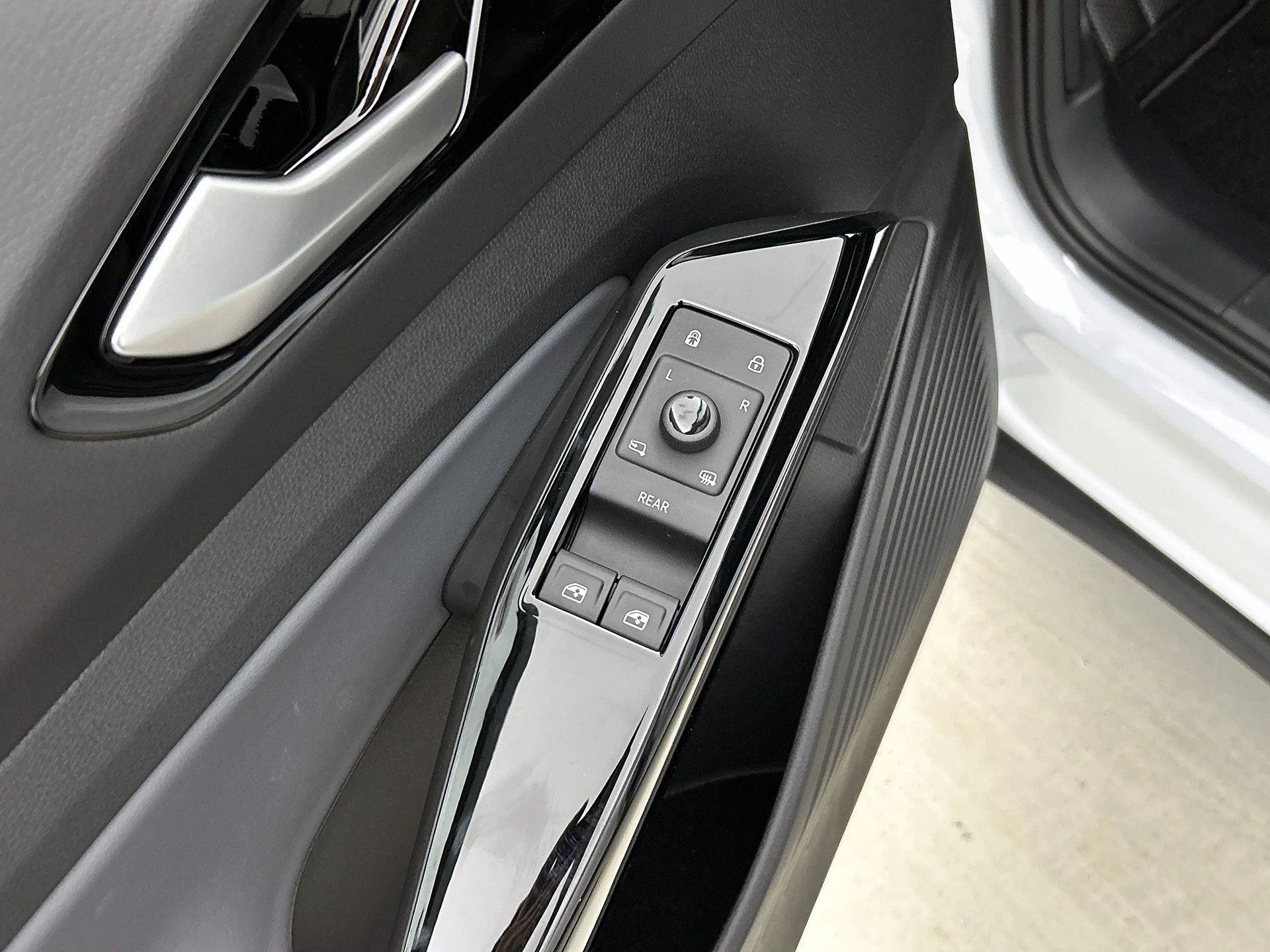 Volkswagen-ID.4-image-29