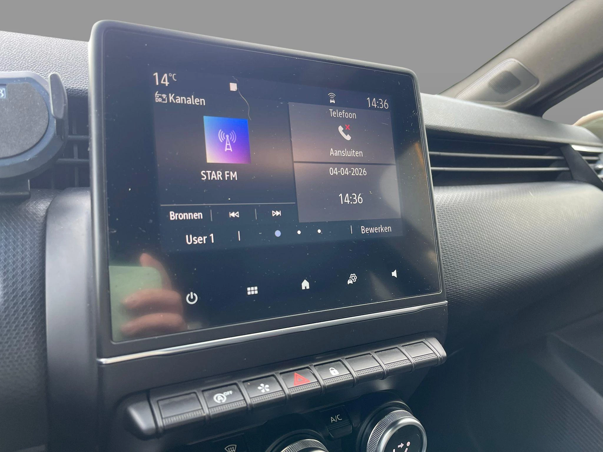 Renault Clio TCe 100 Intens