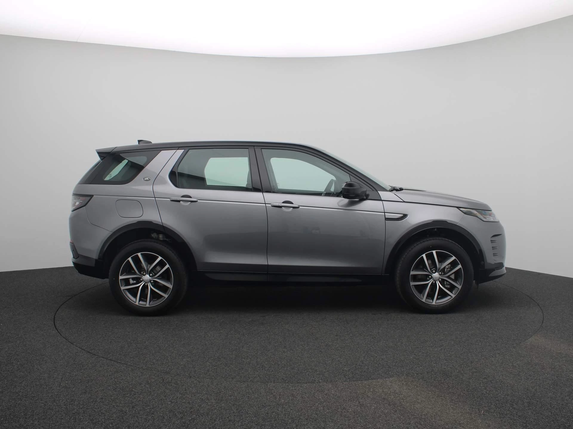 Land Rover-Discovery Sport-image-5