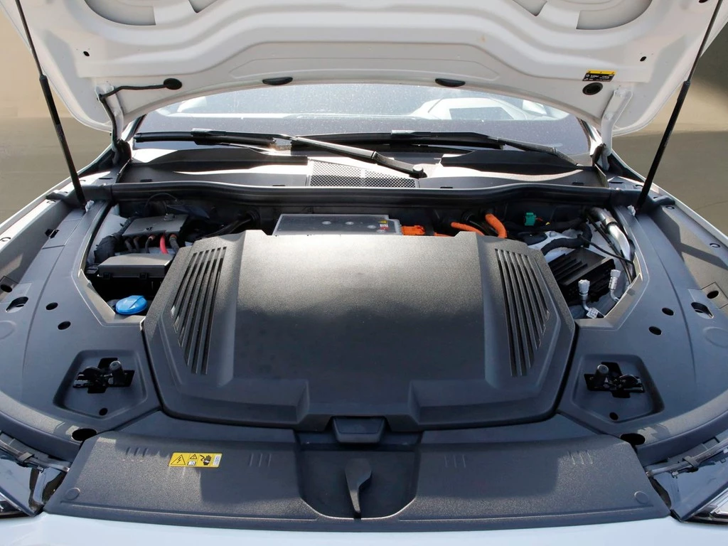 Audi e-tron Sportback 50 quattro S line PANO*R-CAM*NAVI*HuD*MATRIX-LED*SHZ