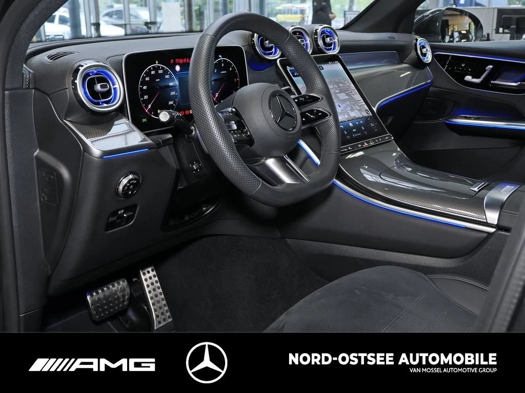 Mercedes-Benz GLC 300 d AMG 4M AHK DISTRONIC MBUX KEYLESS-GO AMG LineX254 GLC 300 d AMG 4M AHK DISTRONIC MBUX KEYLESS-GO AMG Line