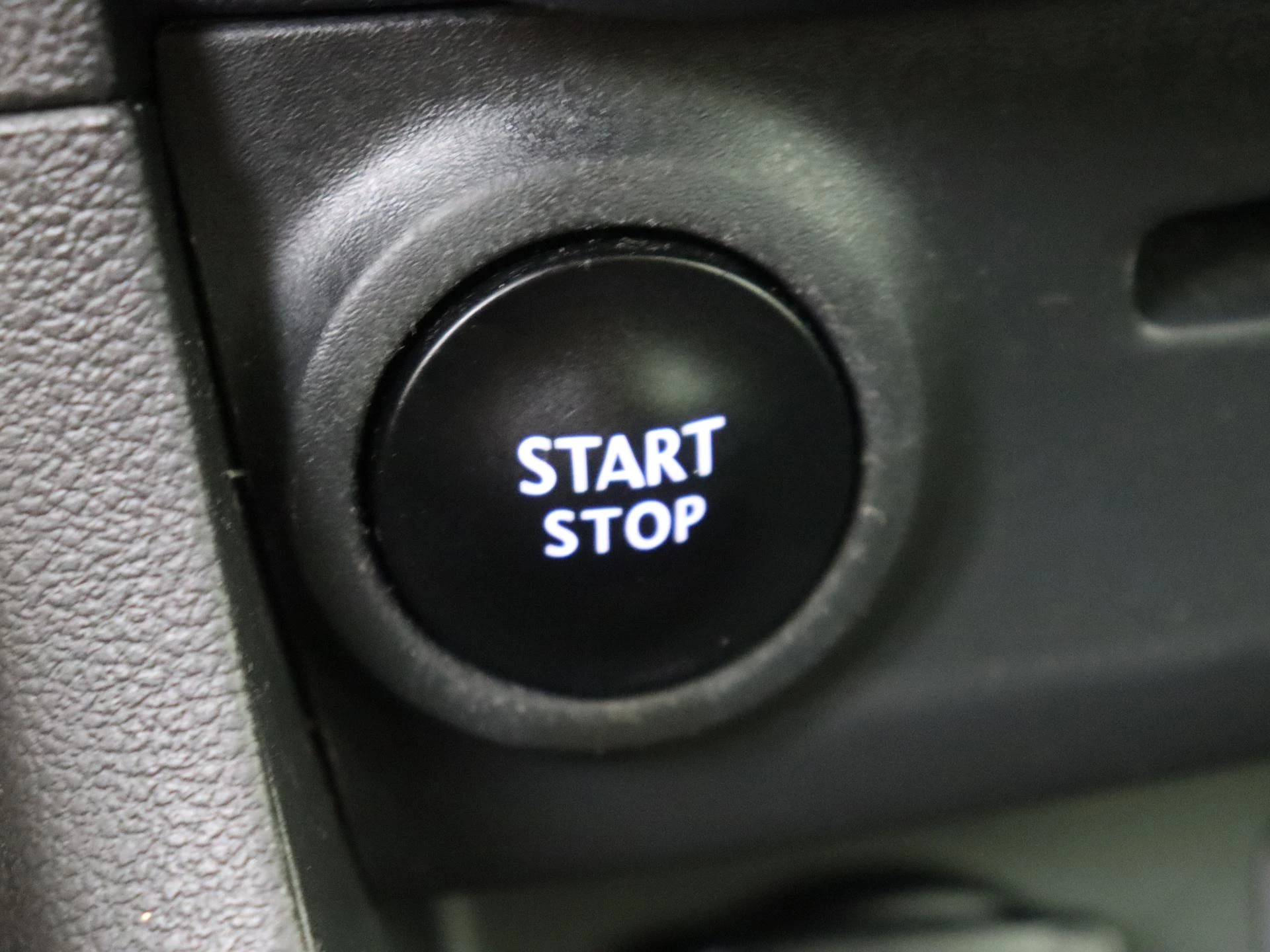 Renault-Clio-image-21
