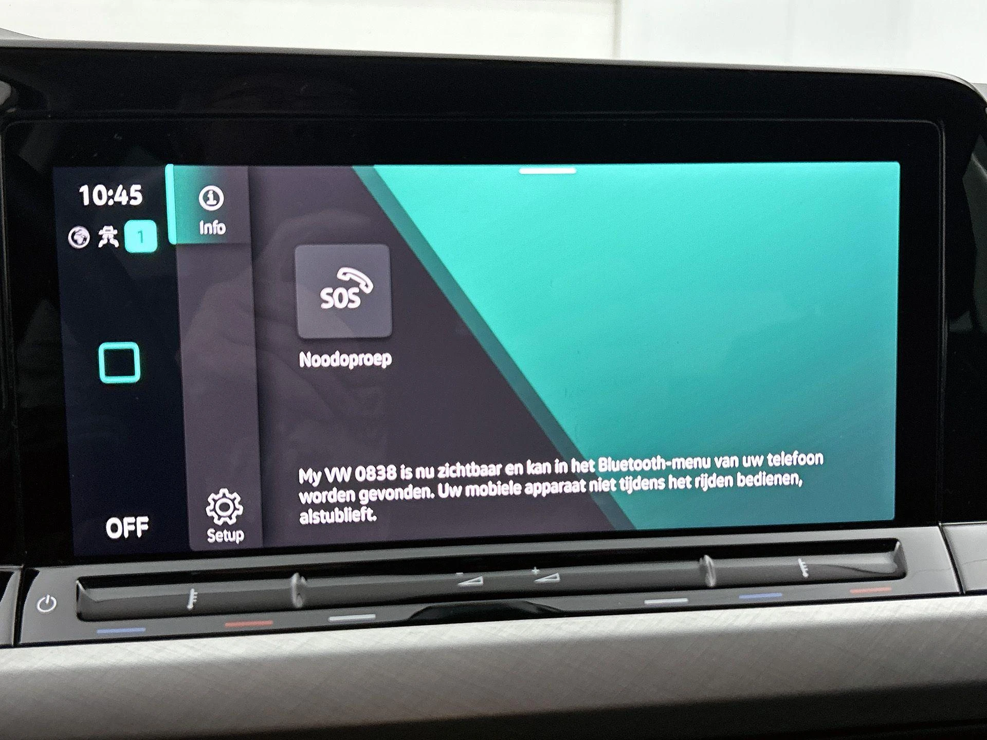 Volkswagen-Golf-image-16