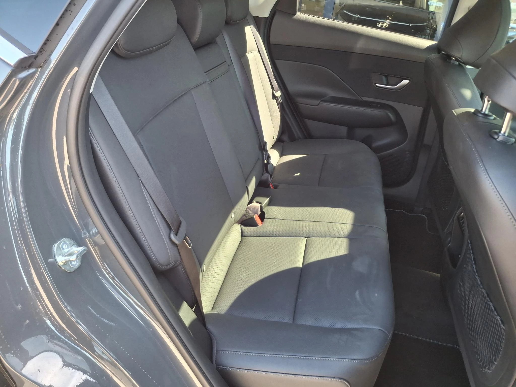 Hyundai Kona 1.6 GDI HEV Premium Sky