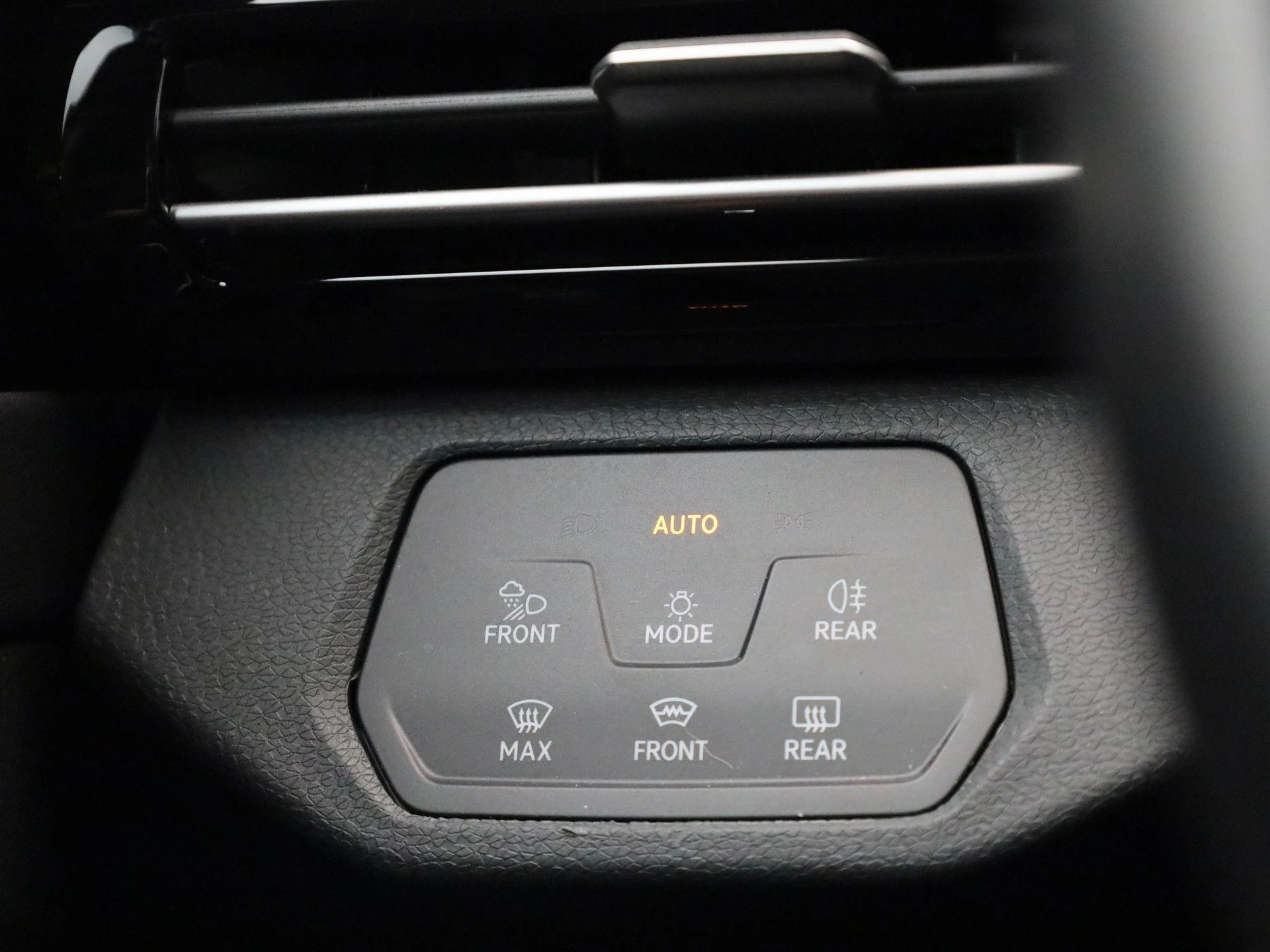 Volkswagen-ID.5-image-29
