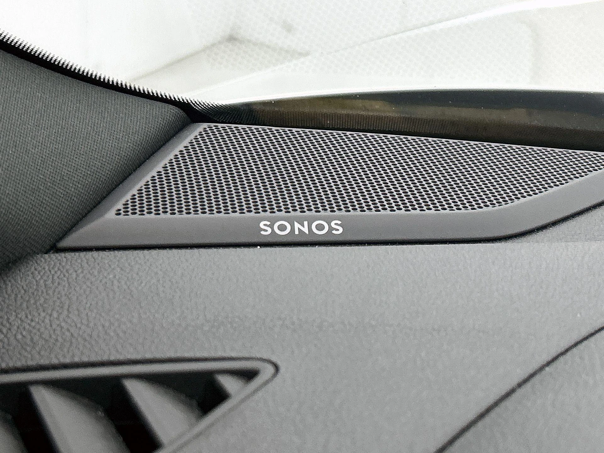 Audi-Q3-image-29