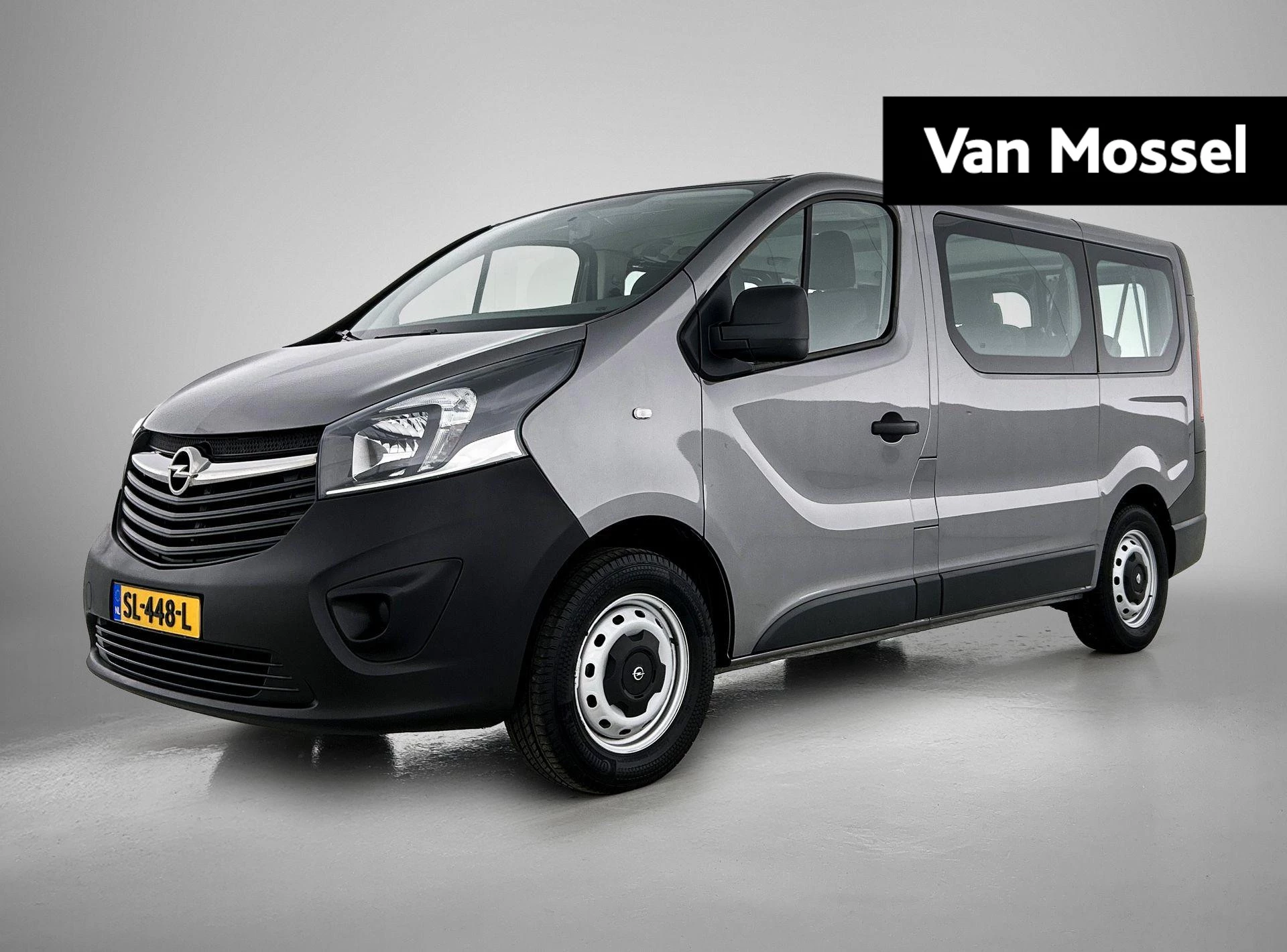 Opel-Vivaro-image-0
