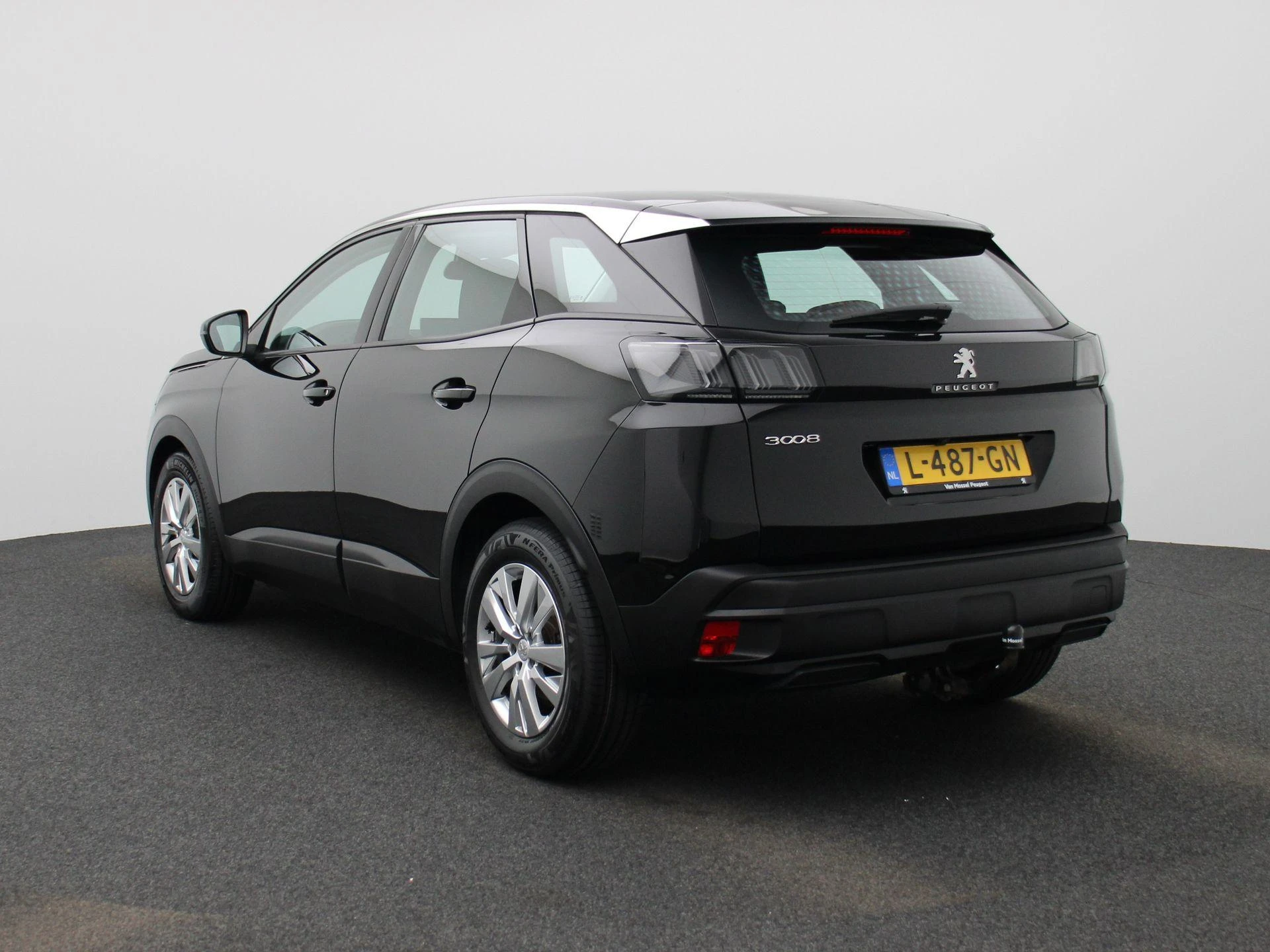 Peugeot-3008-image-1