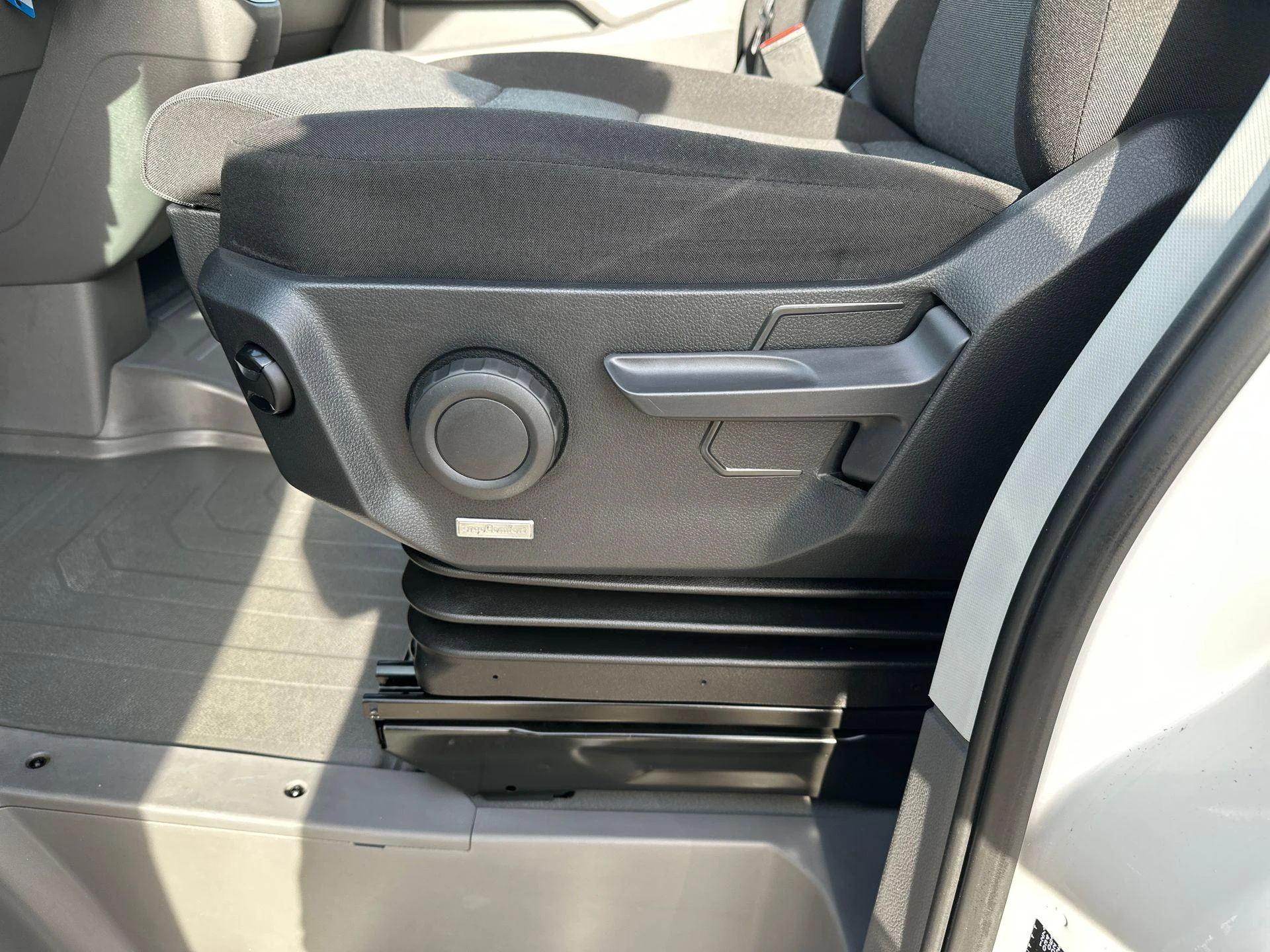 Volkswagen-Crafter-image-14