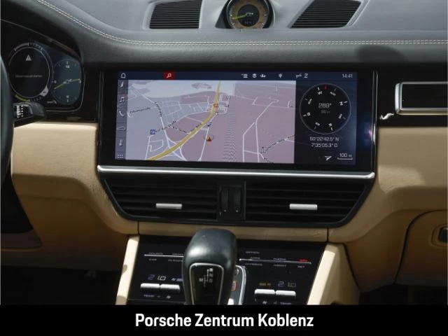 Porsche-Cayenne-image-19