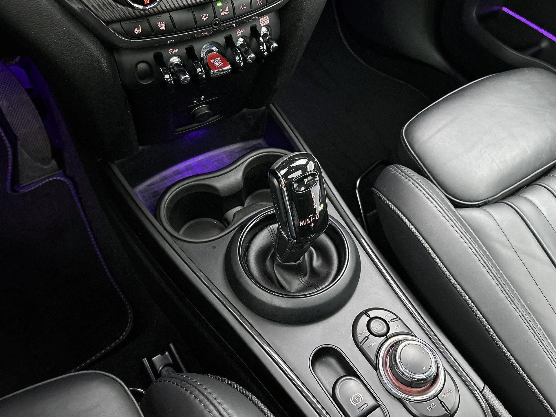 MINI-Countryman-image-9