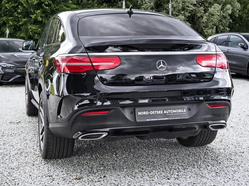 Mercedes-Benz-GLE 350 d-image-5