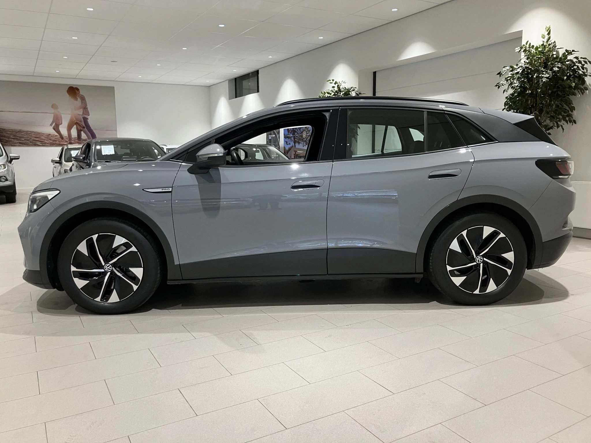 Volkswagen-ID.4-image-4