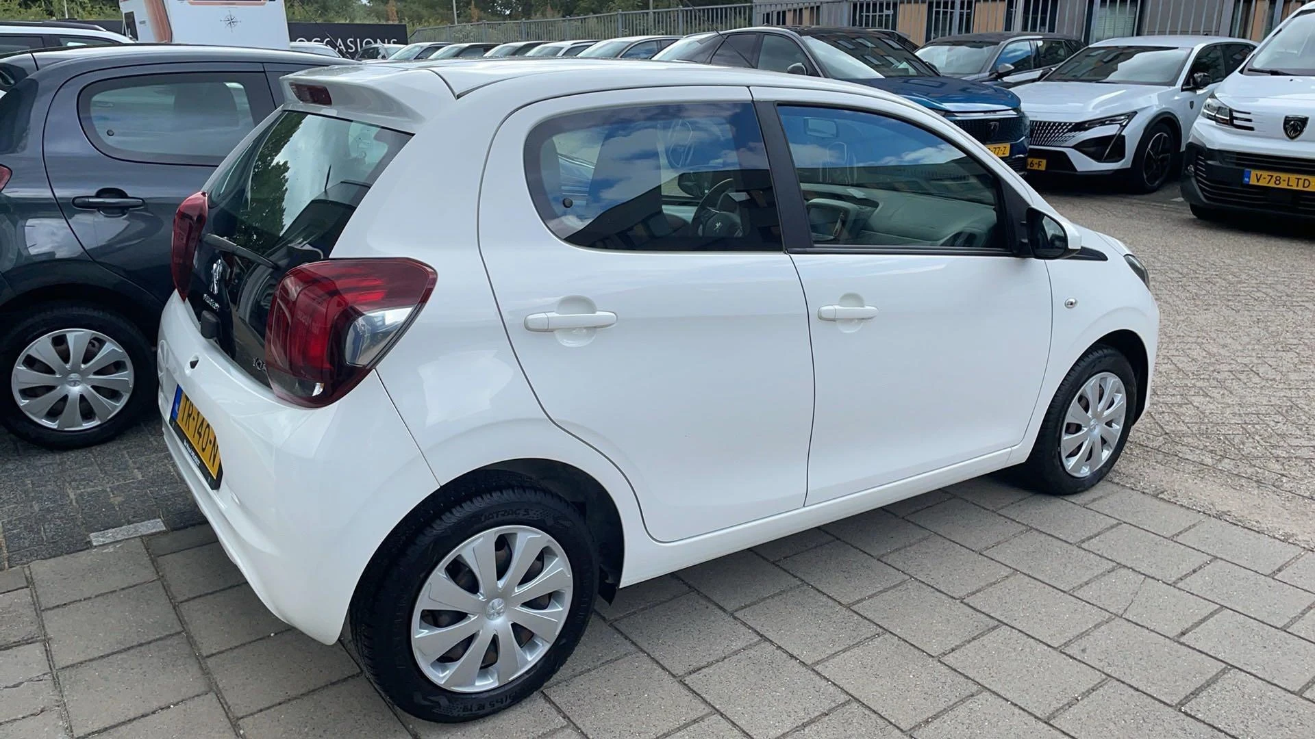 Peugeot-108-image-7