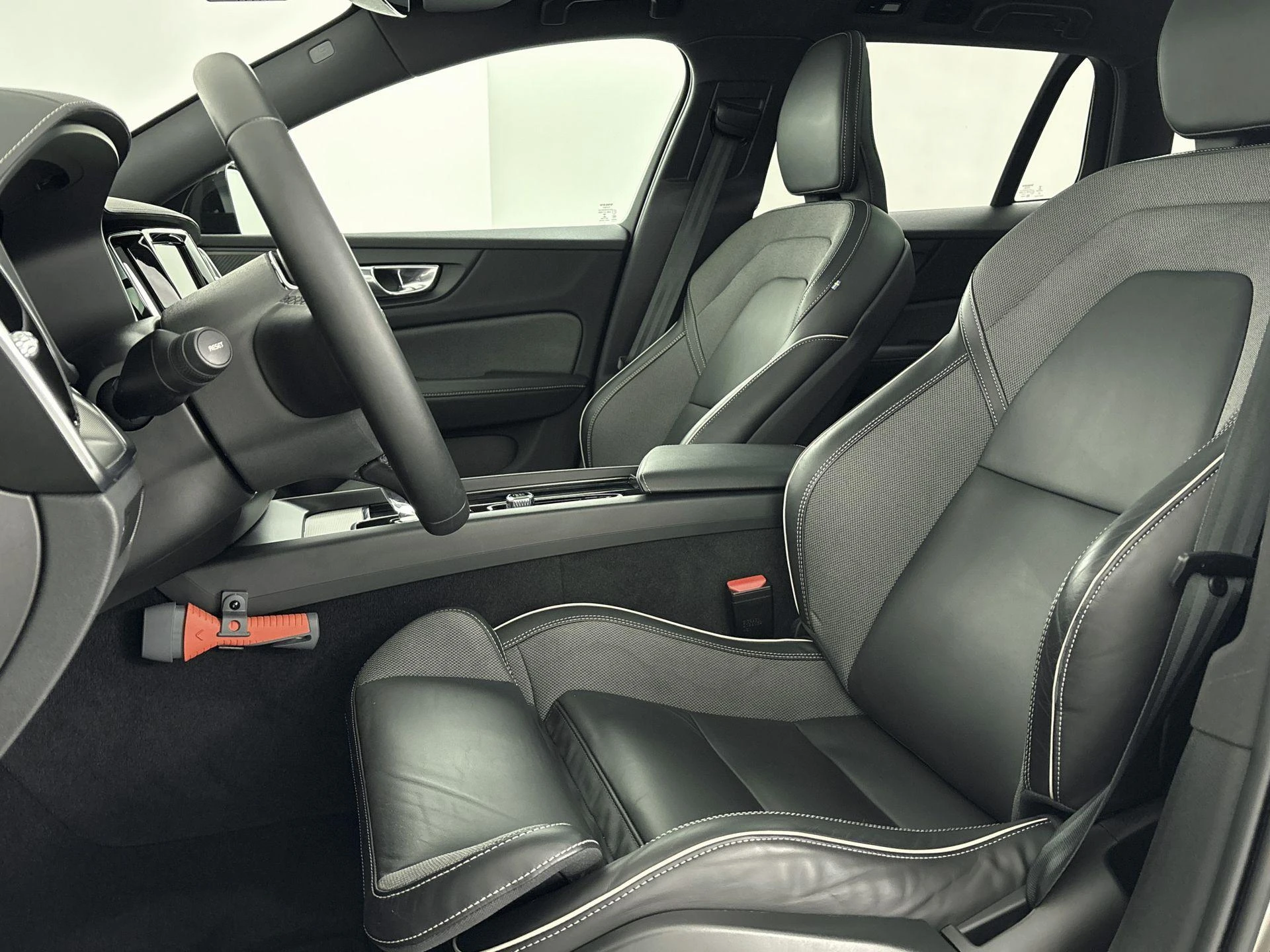 Volvo-V60-image-32