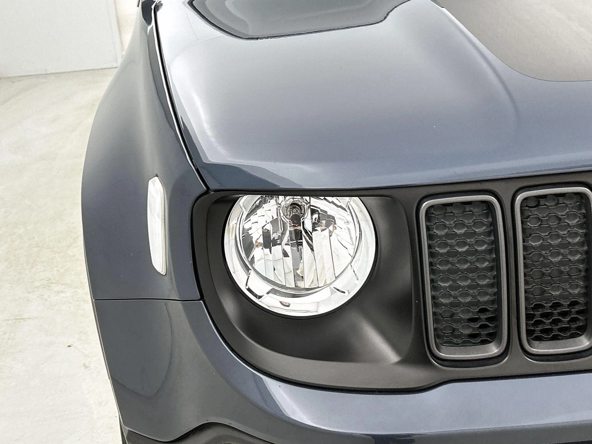 Jeep-Renegade-image-12