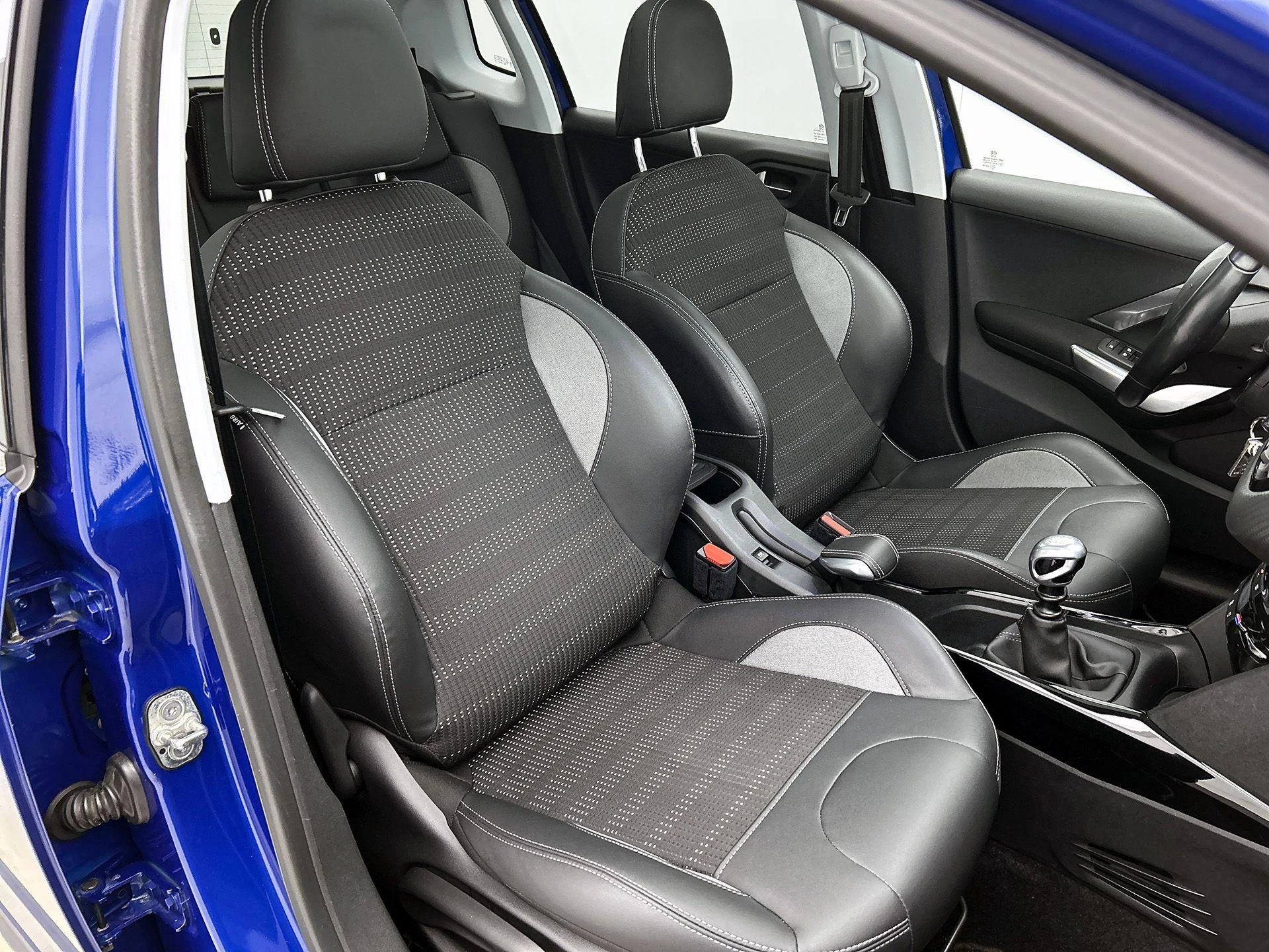 Peugeot 2008 1.2 PureTech Allure