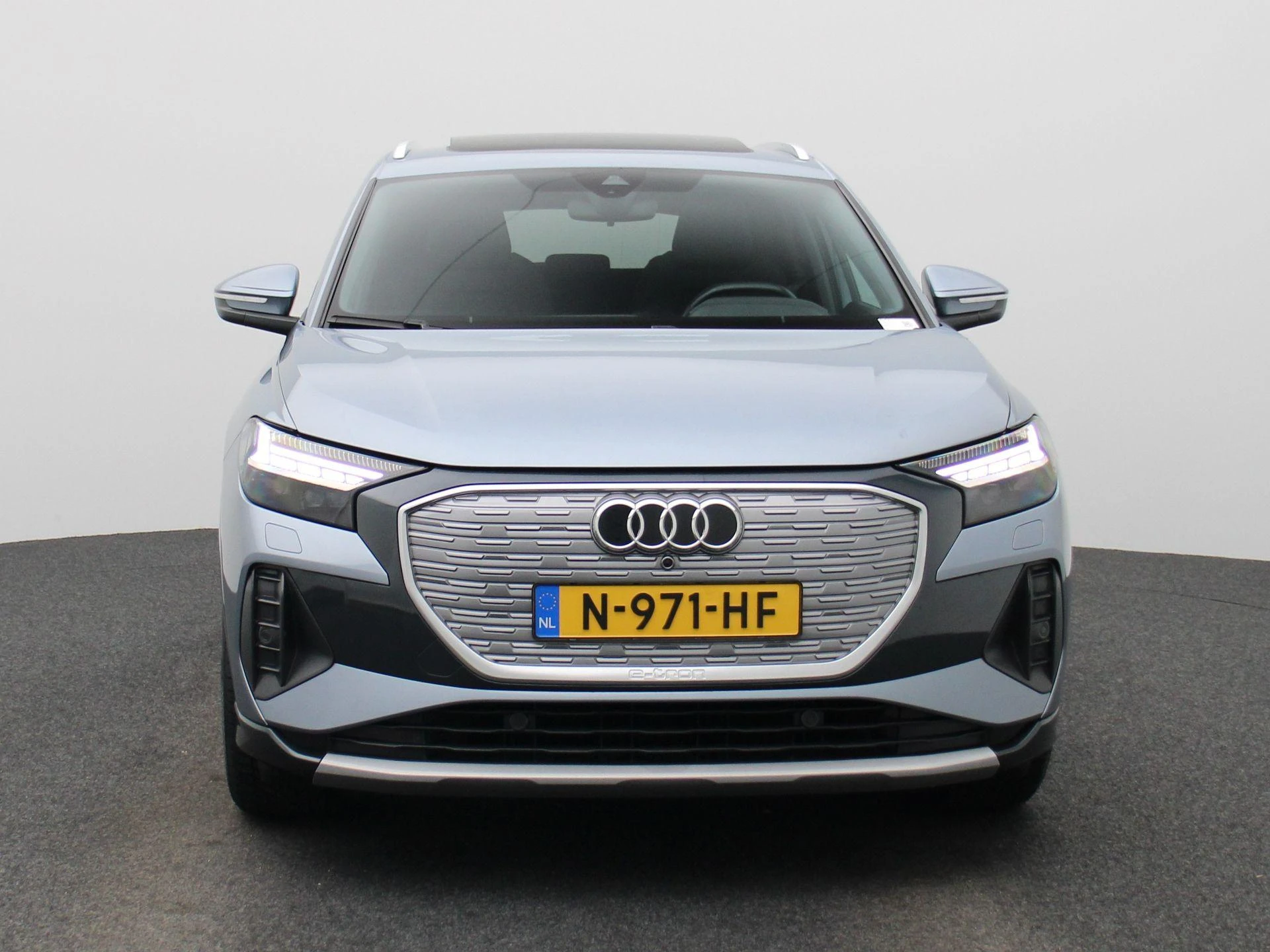 Audi-Q4 e-tron-image-3